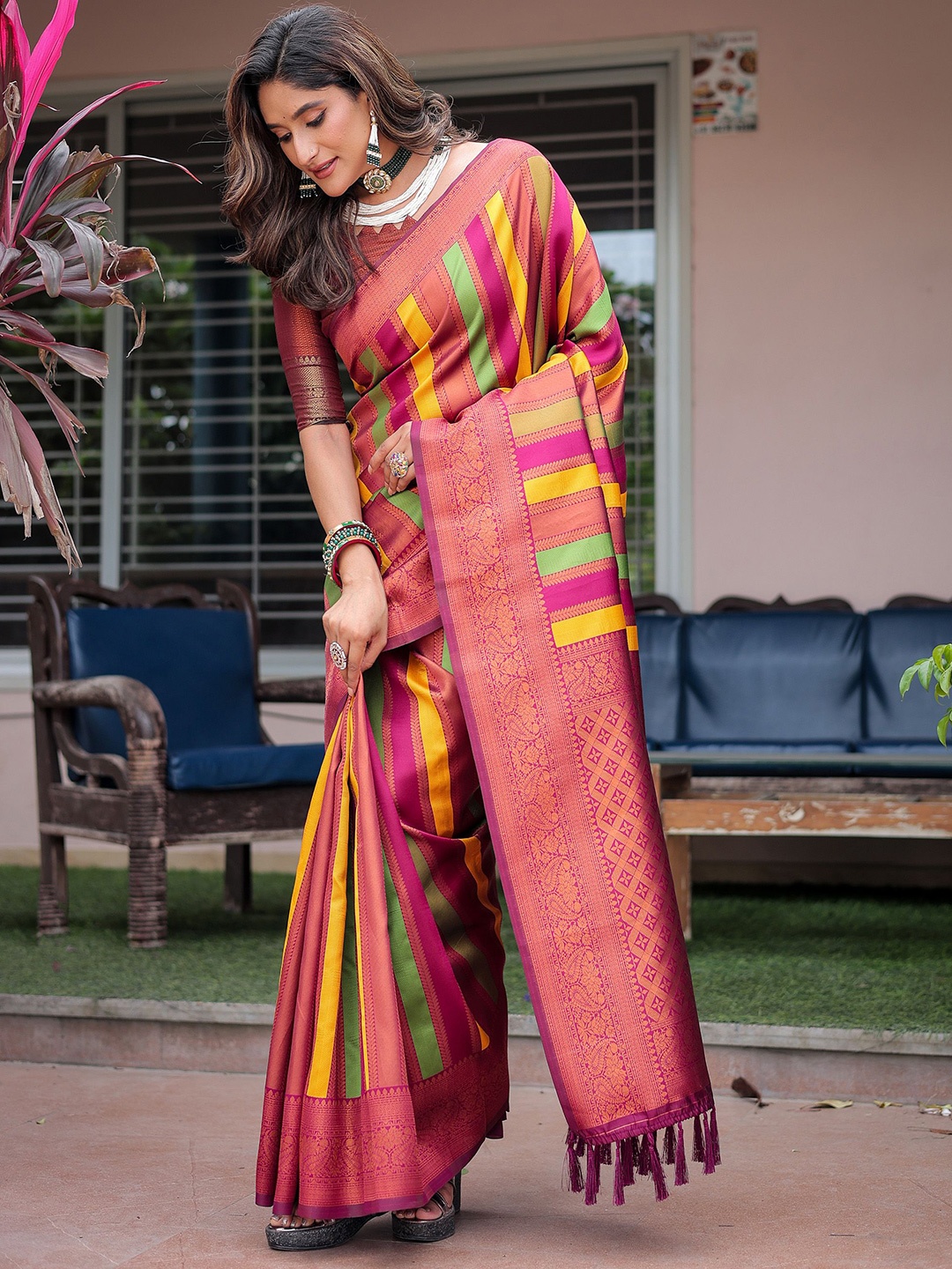 

Anouk Woven Design Striped Kanjeevaram Saree, Maroon