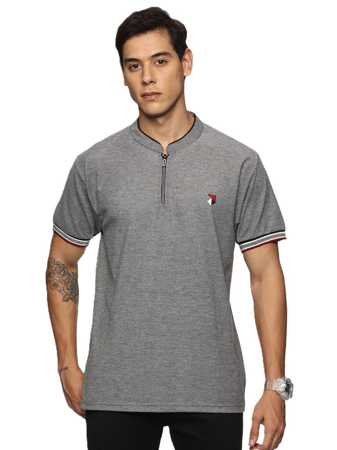 

THIRD QUADRANT Men Solid Mandarin Collar T-shirt, Grey
