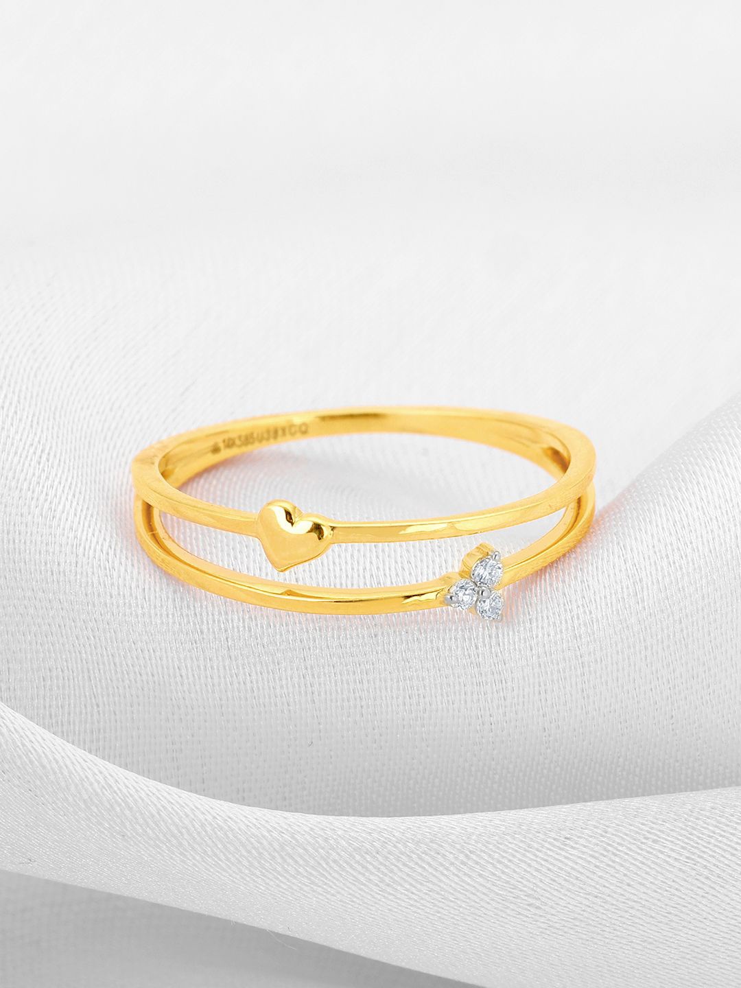 

GIVA 14KT Gold Diamond Ring