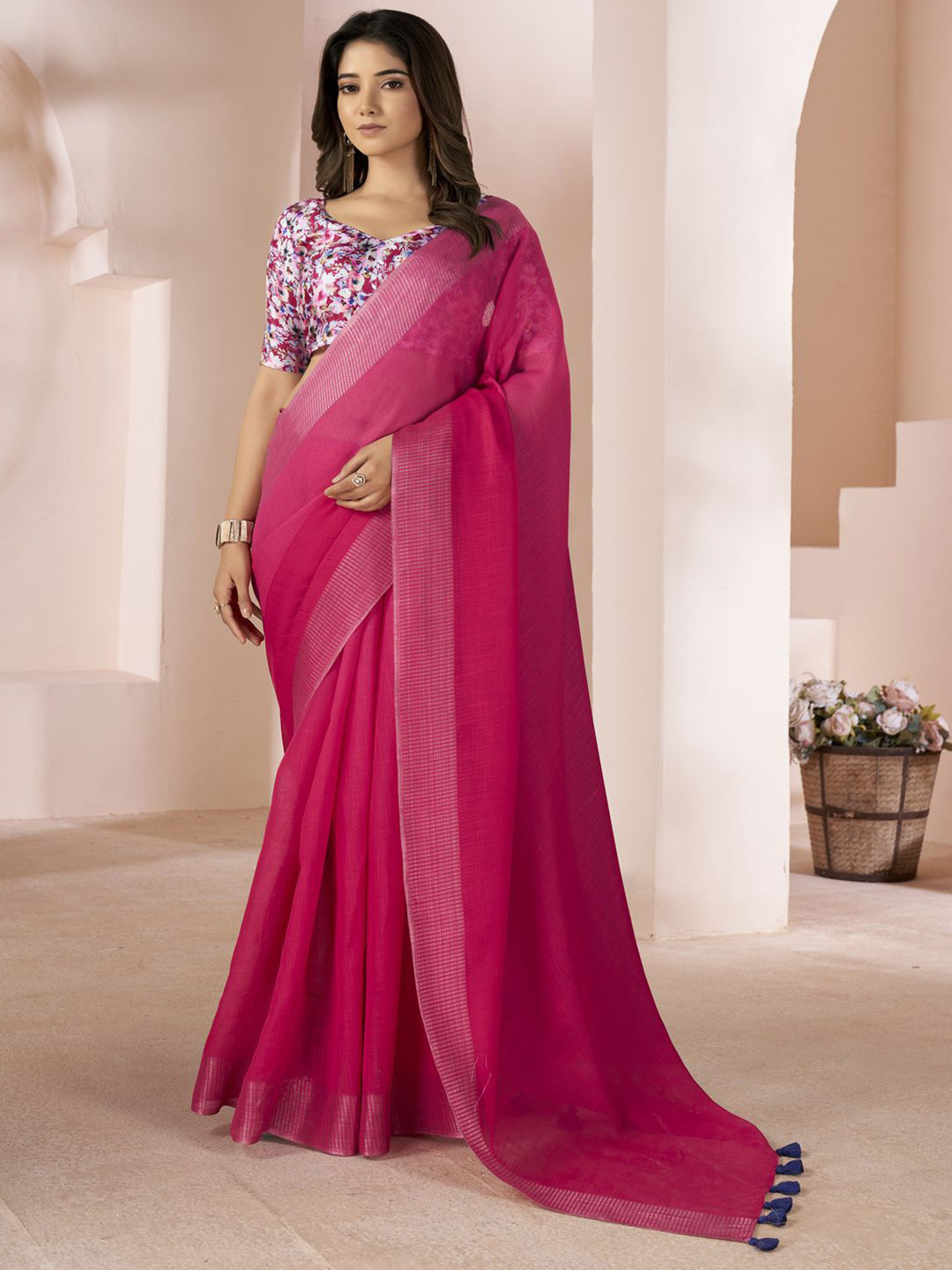 

CHUDIYA Zari Pure Linen Saree, Pink