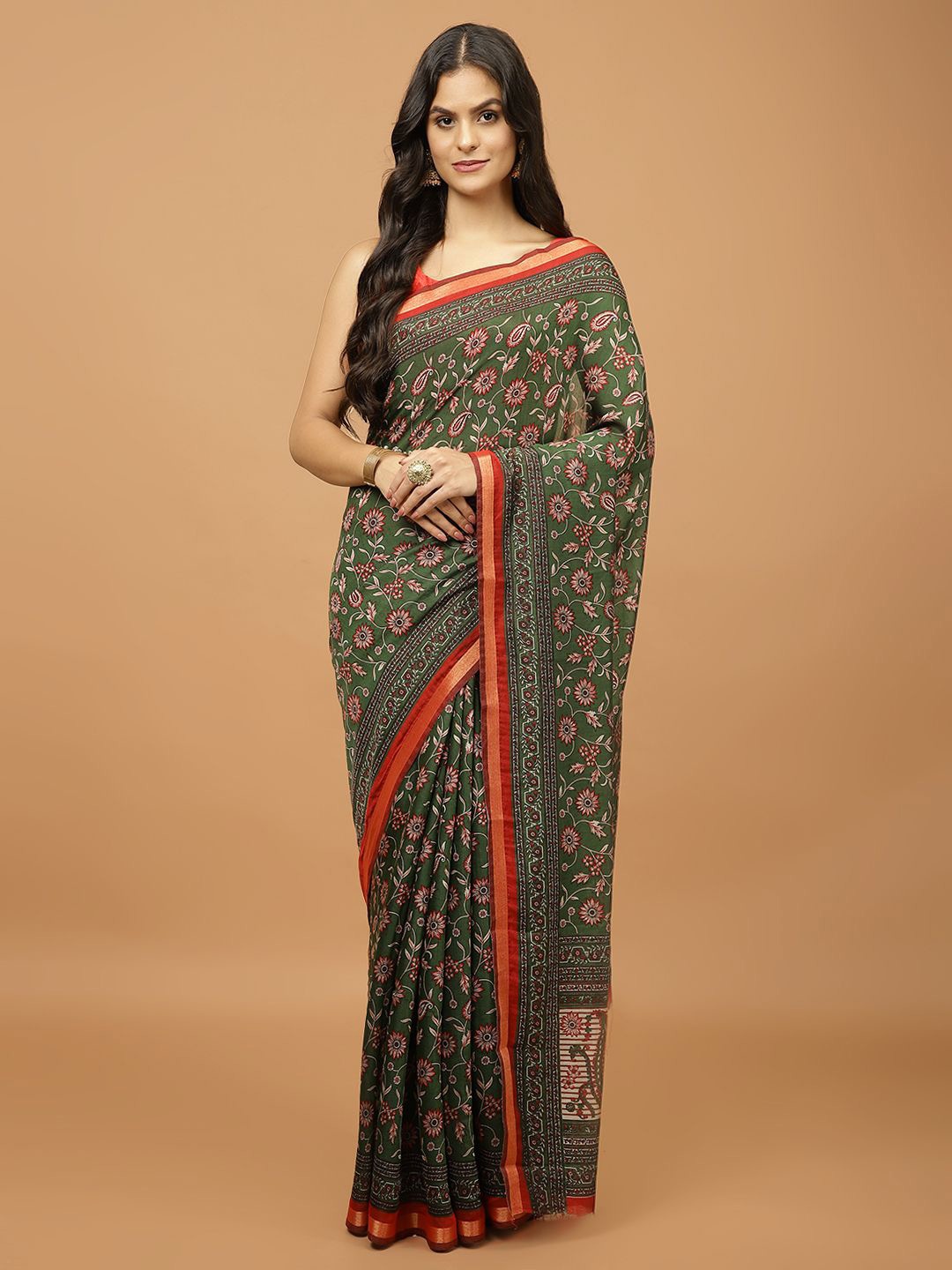 

Meena Bazaar Ethnic Motifs Printed Zari Saree, Green