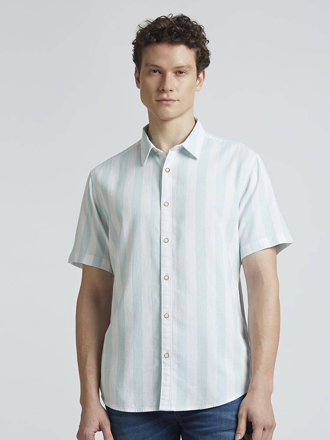 

Pepe Jeans Men Spread Collar Vertical Striped Cotton Casual Shirt, Blue