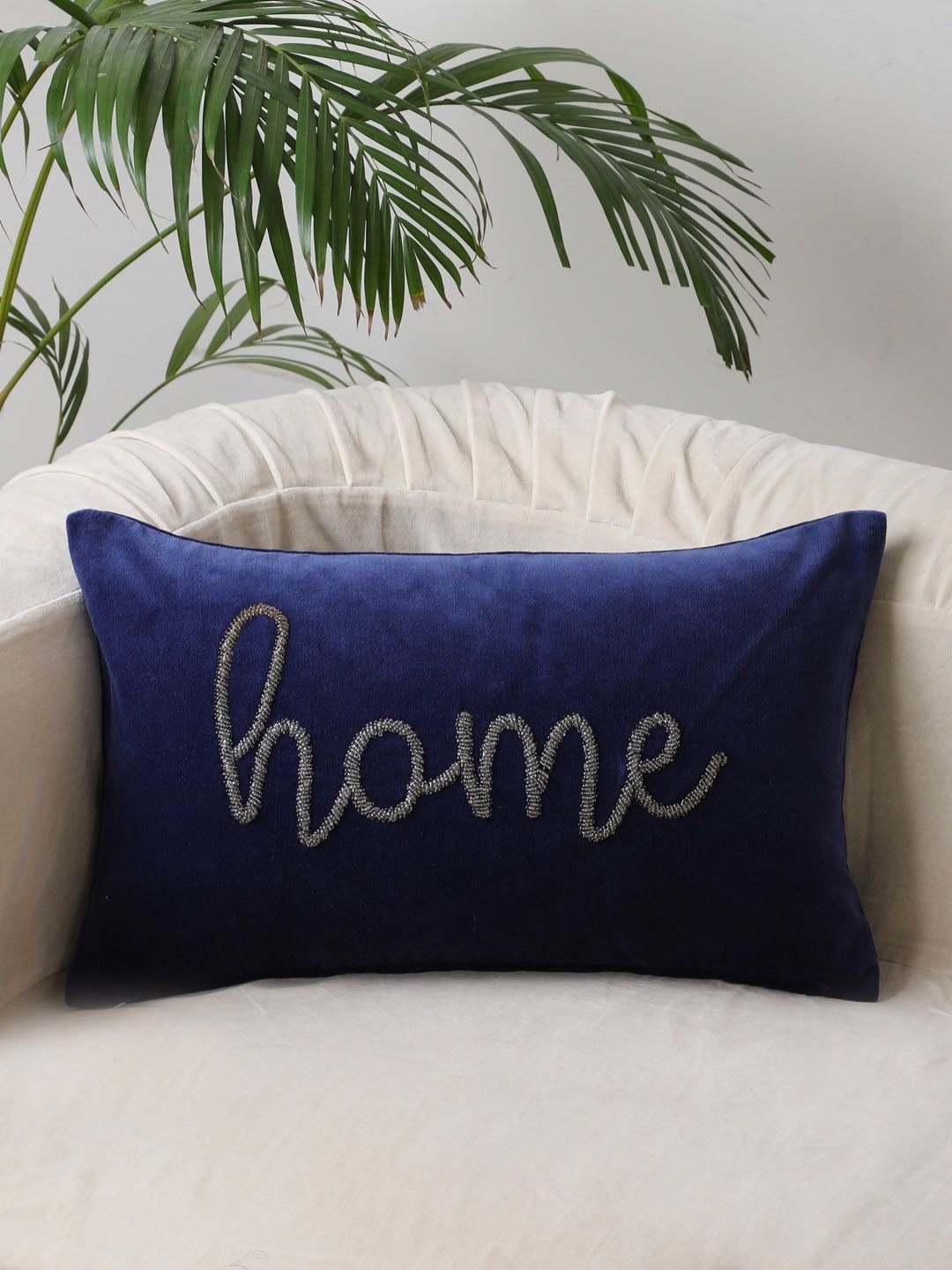 

Jamio Firati Blue Embroidered Cotton Rectangle Cushion Covers