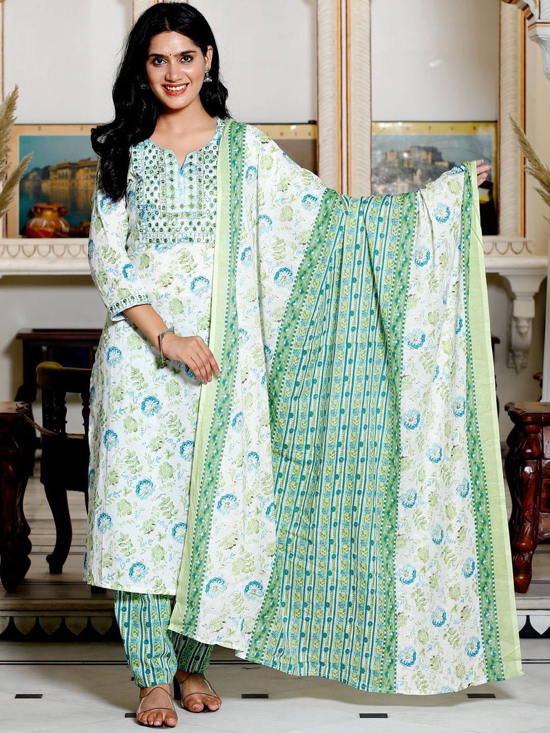 

FABISTA Floral Printed Thread Work Pure Cotton Straight Kurta With Trouser & Dupatta, Green