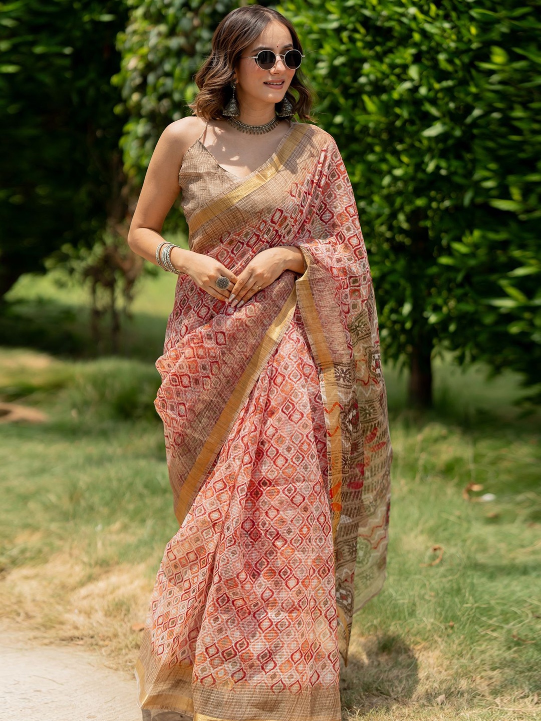 

KALINI Abstract Printed Festive Zari Saree, Beige
