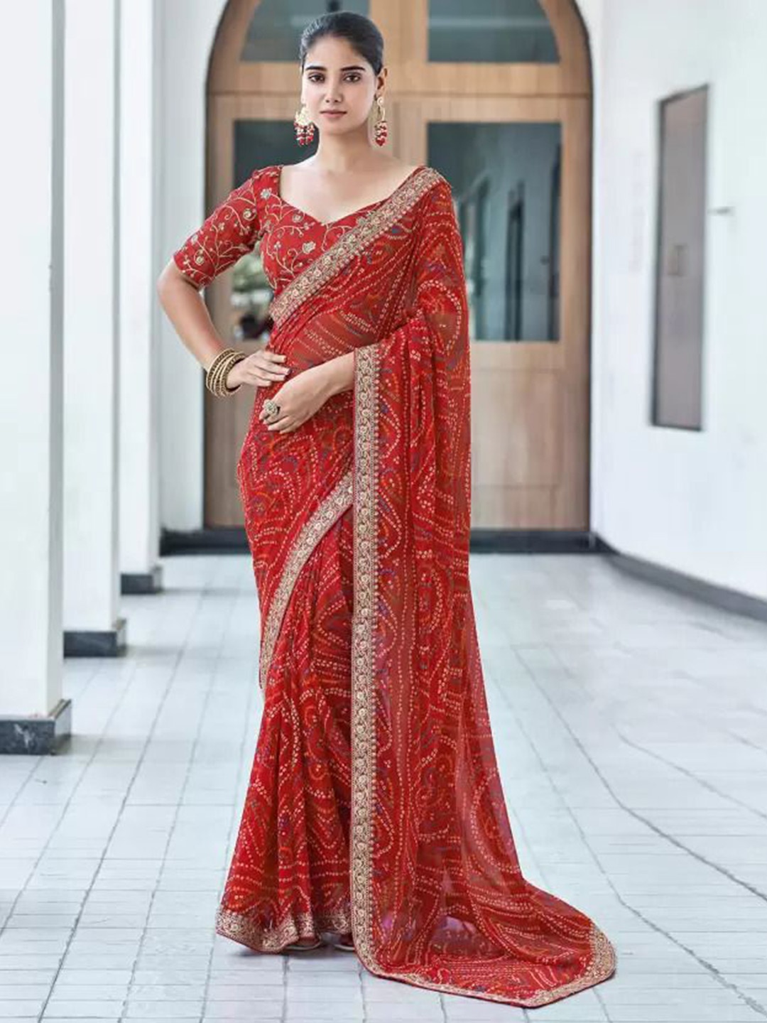 

Reboot Fashions Bandhani Embroidered Pure Georgette Bandhani Saree, Red