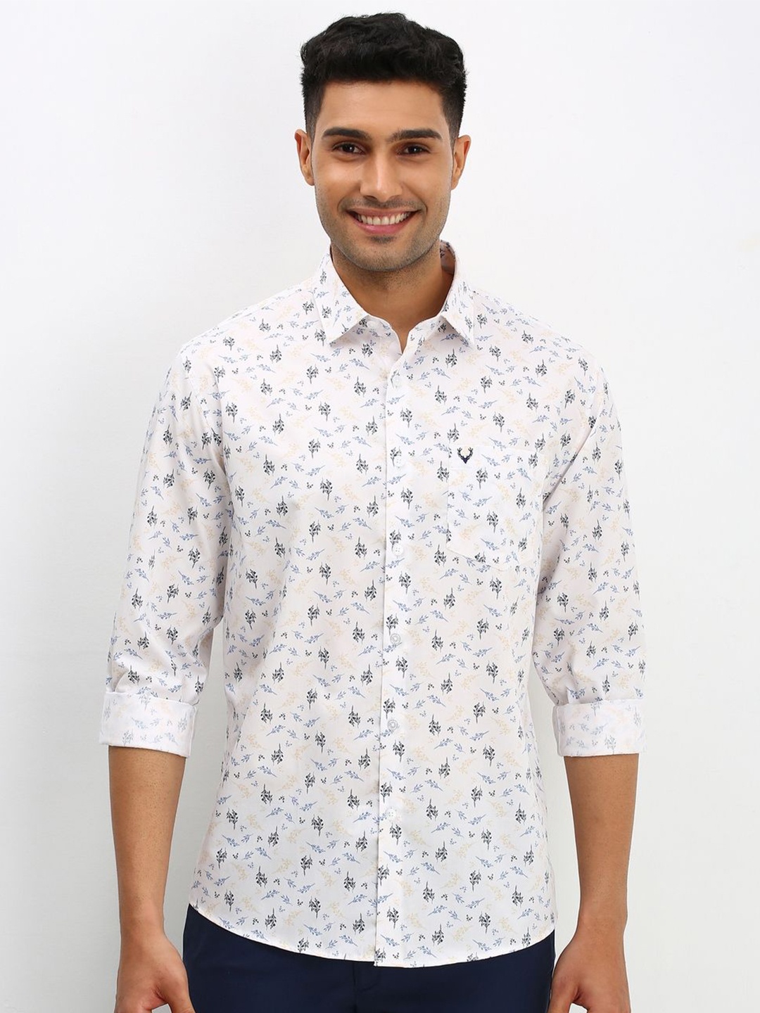 

Allen Solly Men Floral Printed Cotton Slim Fit Casual Shirt, White