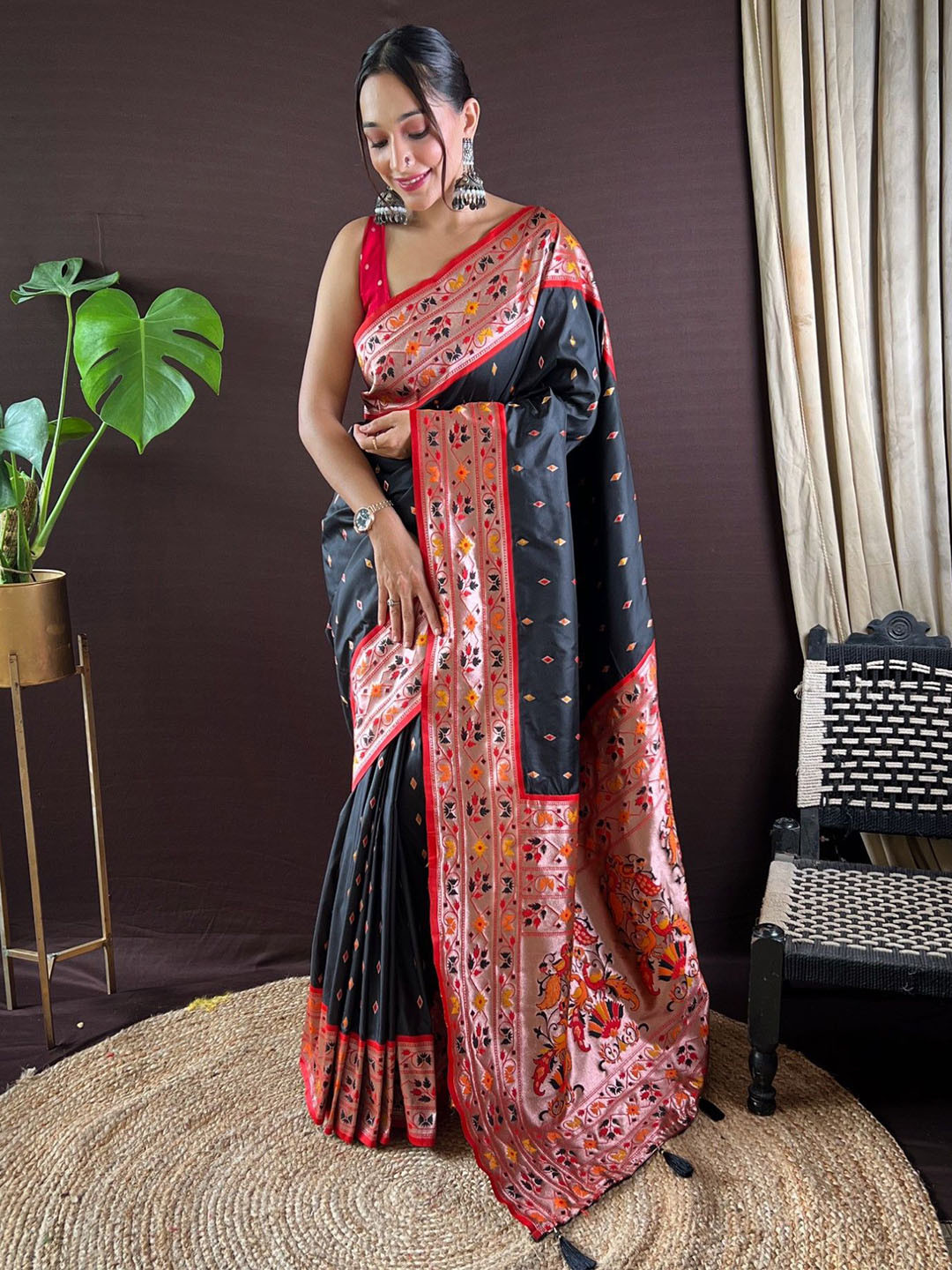 

Panzora Woven Design Zari Paithani Saree, Black