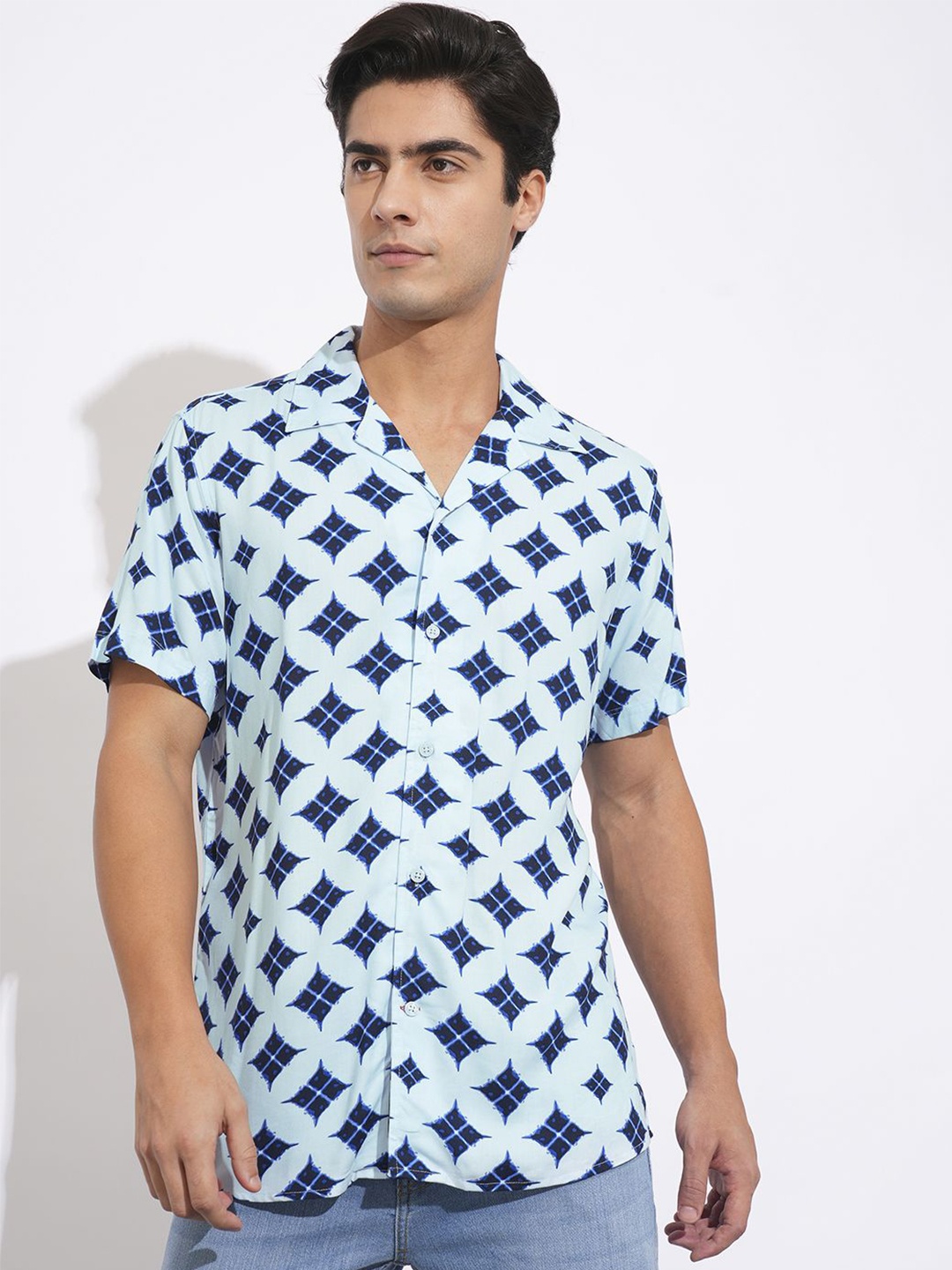

Being Human Men Spread Collar Geometric Printed Cotton Slim Fit Casual Shirt, Blue