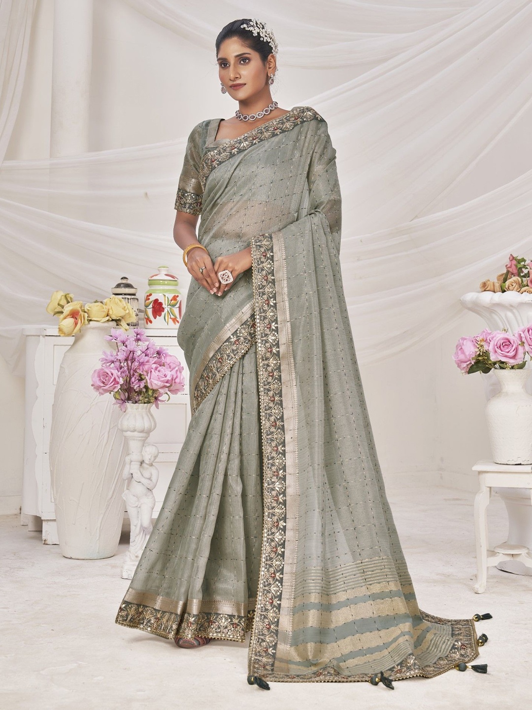 

Panzora Embroidered Checked Ready to Wear Banarasi Saree, Grey