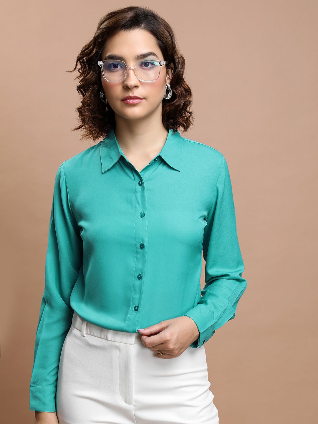 

Tokyo Talkies Women Cutaway Collar Solid Casual Shirt, Sea green