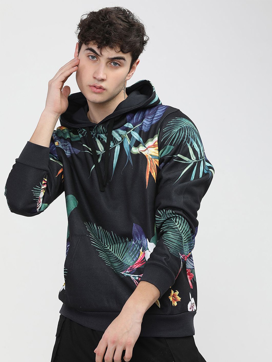 

HIGHLANDER Men Floral Printed Hooded Sweatshirt, Black