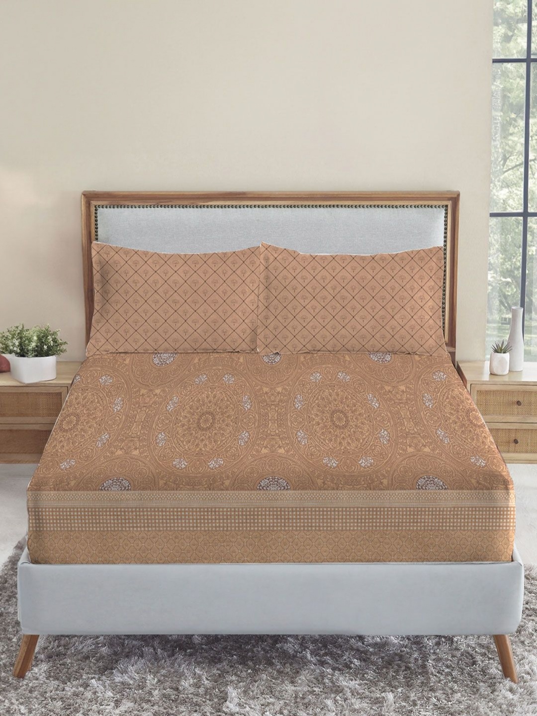 

MYTRIDENT Brown & White Floral Printed 144 TC Pure Cotton King Bedsheet & 2 Pillow Covers