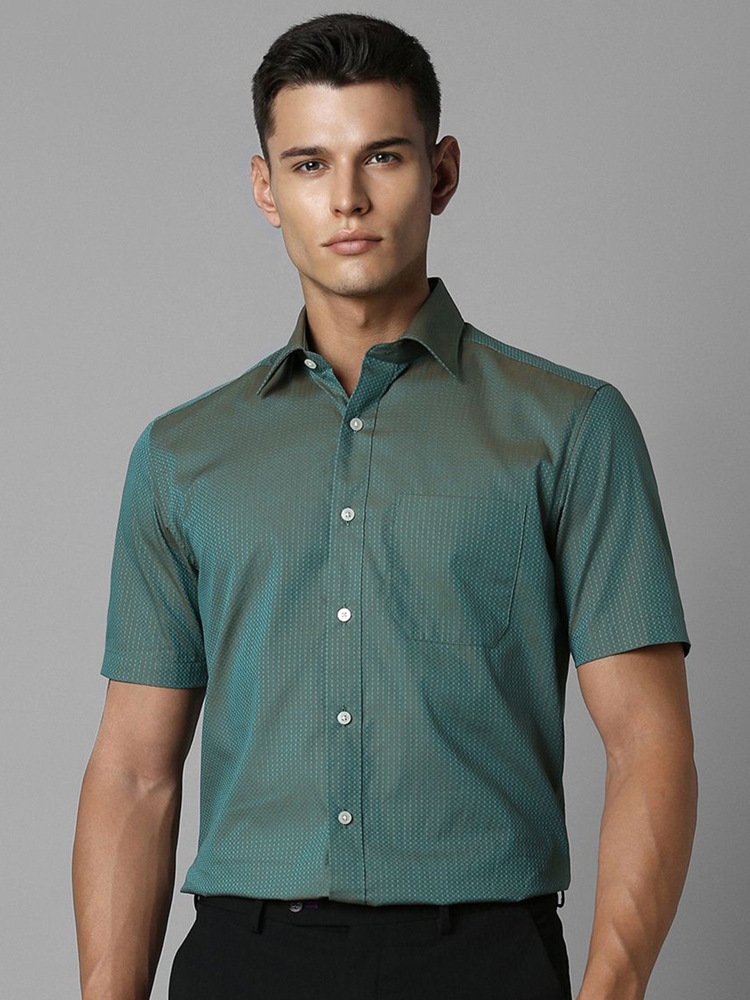 

Louis Philippe Men Cotton Printed Classic Casual Shirt, Green