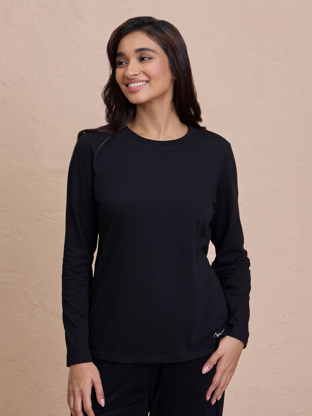 

Nykd Women Solid Round Neck Cotton T-shirt, Black