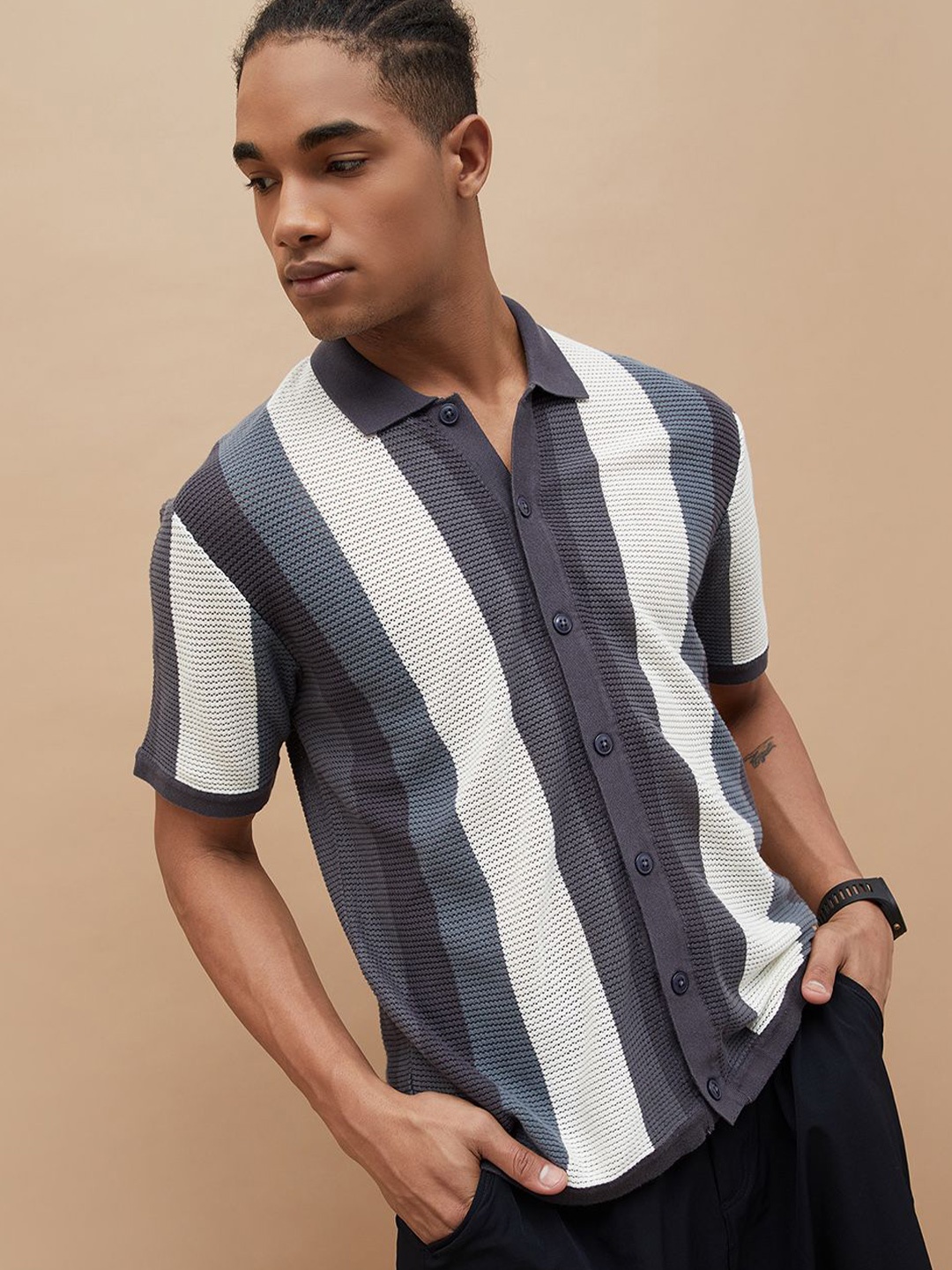 

Forca by Lifestyle Men Striped Cutaway Collar Casual Shirt, Grey