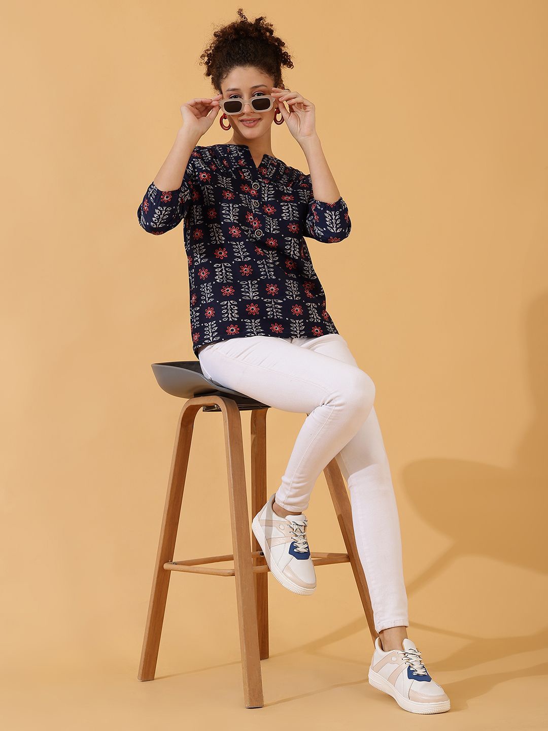 

Anushil Mandarin Collar Floral Printed Tunic, Navy blue