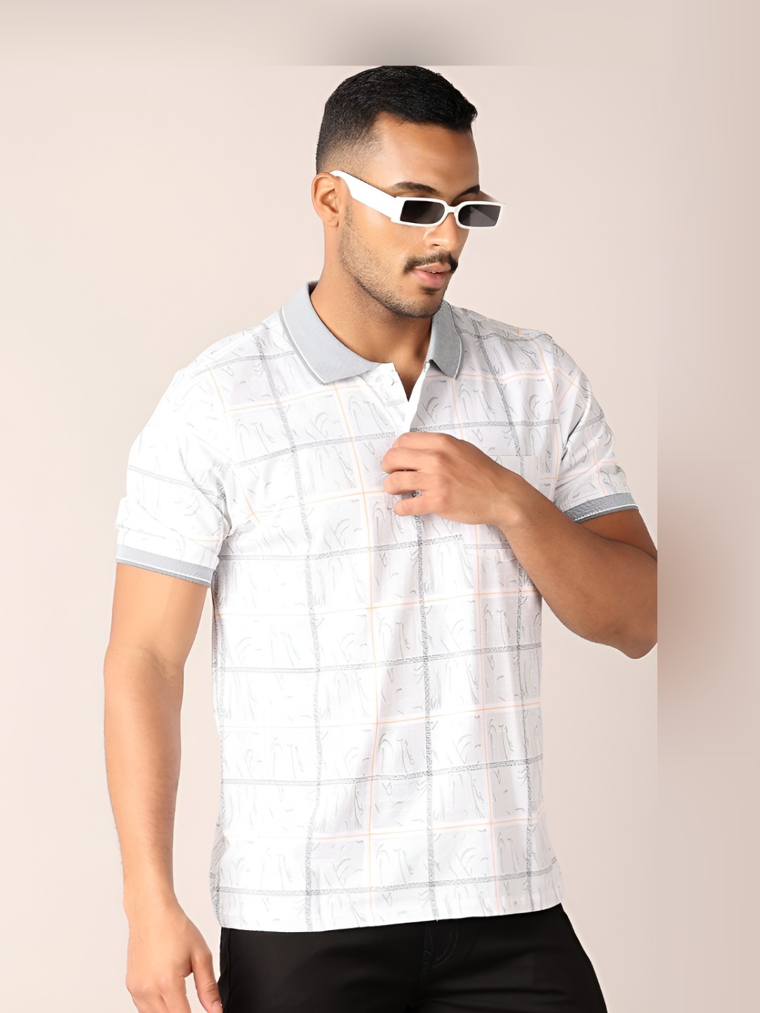 

V-Mart Men Checked Polo Collar Cotton T-shirt, Blue