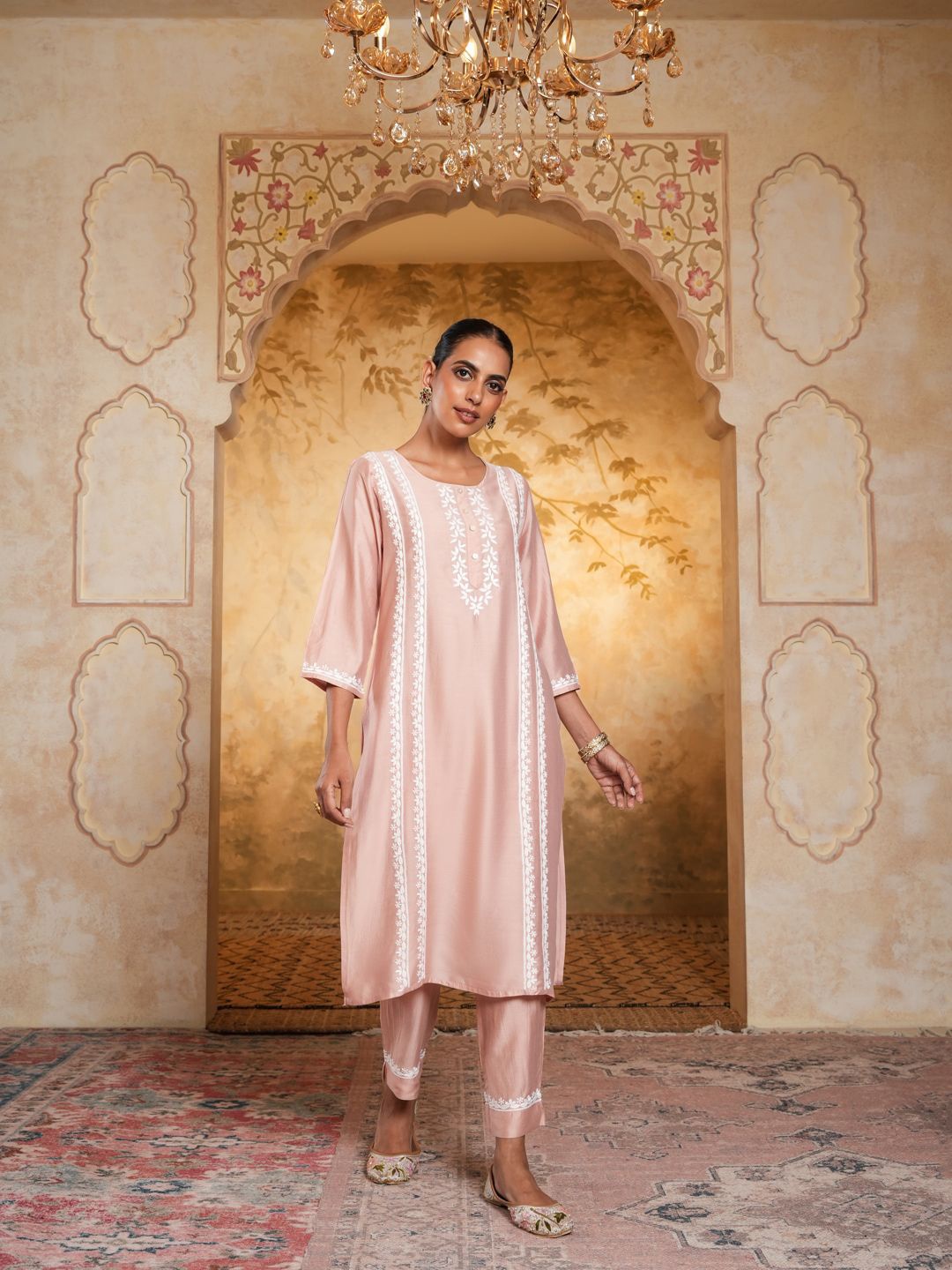 

House of Chikankari Chikankari Woven Kurta Set, Pink