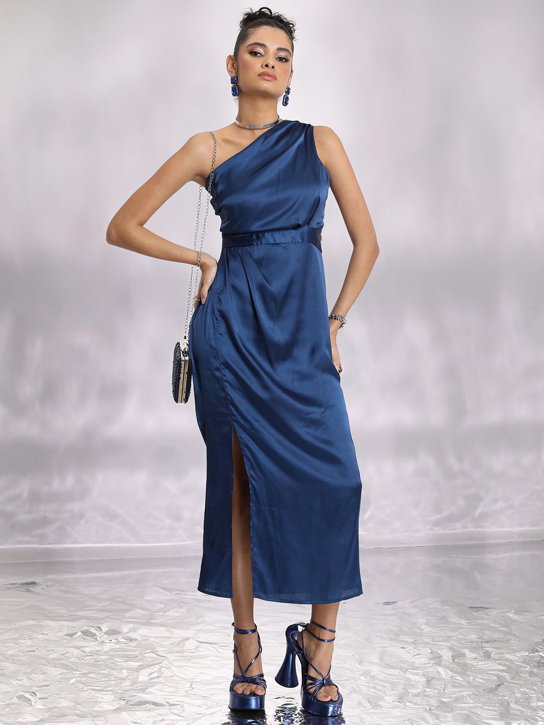 

Tokyo Talkies One Shoulder Maxi Dress, Navy blue