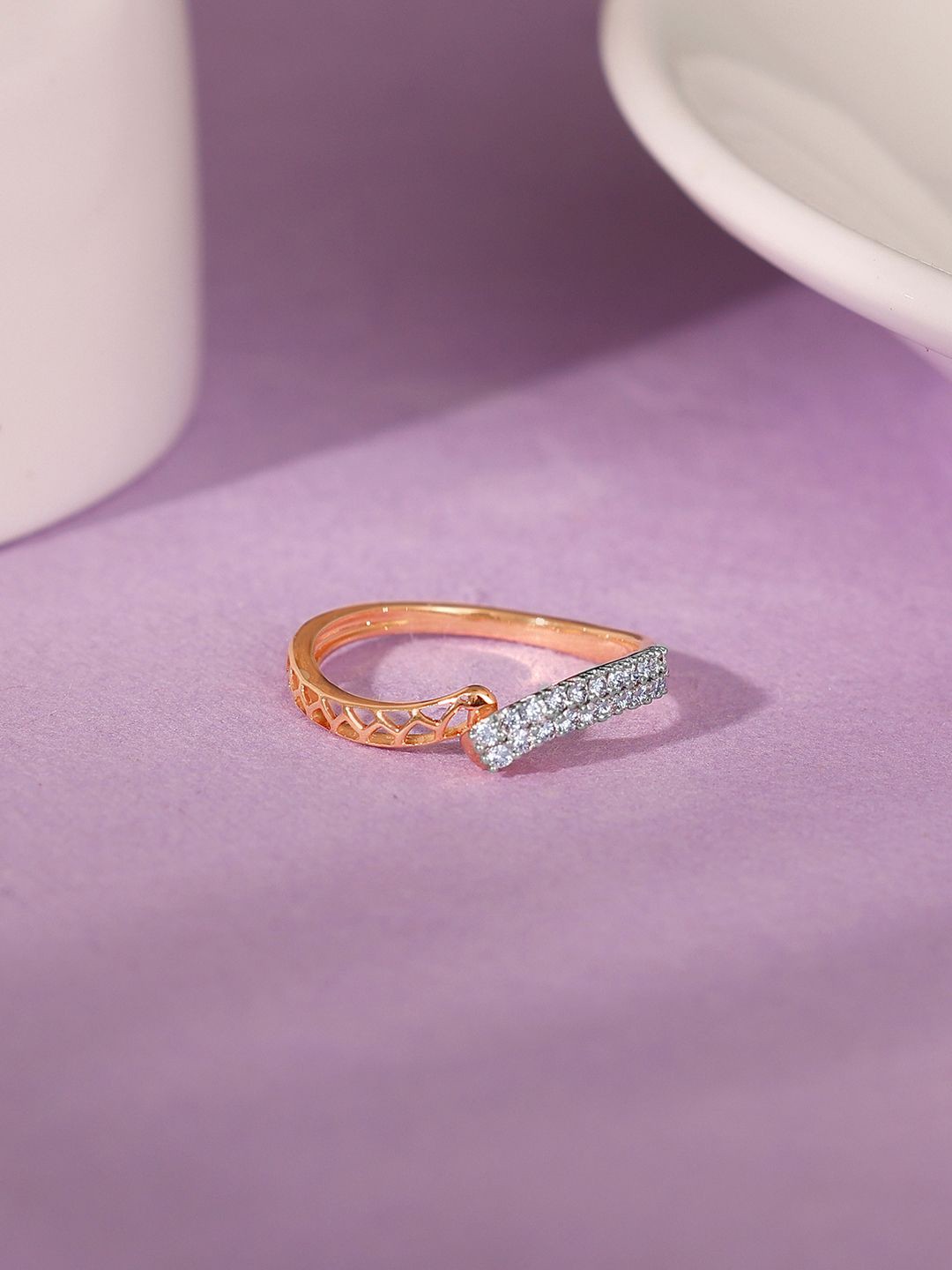 

GIVA Women 18K Rose Gold Plated Diamond Stone Studded Finger Ring