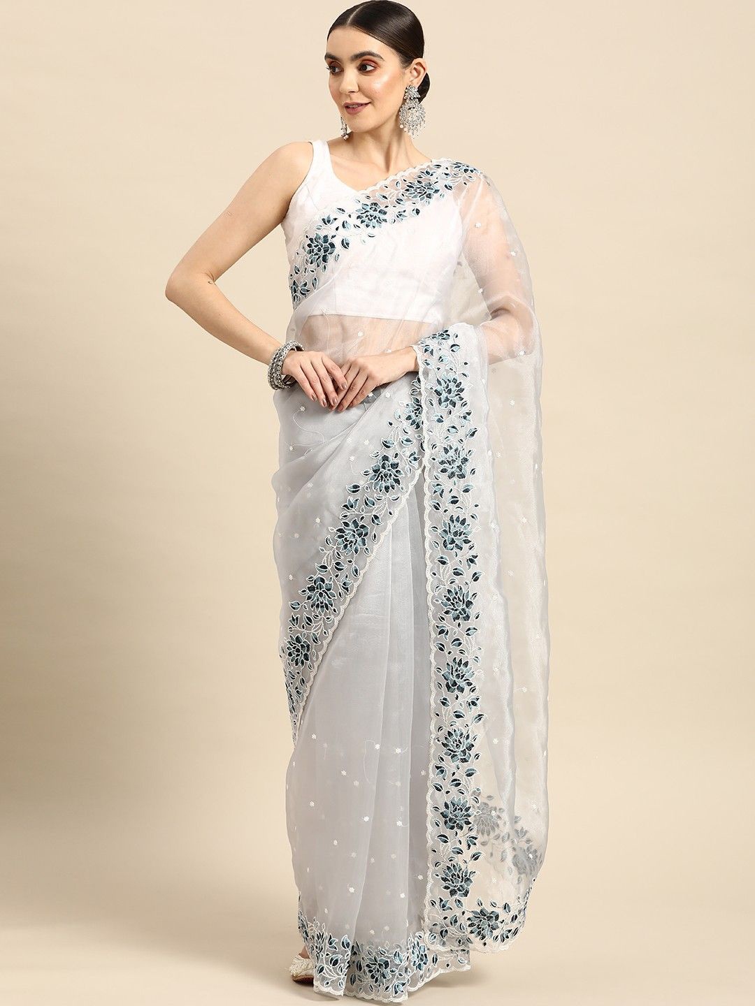 

Anouk Floral Embroidered Saree, Grey