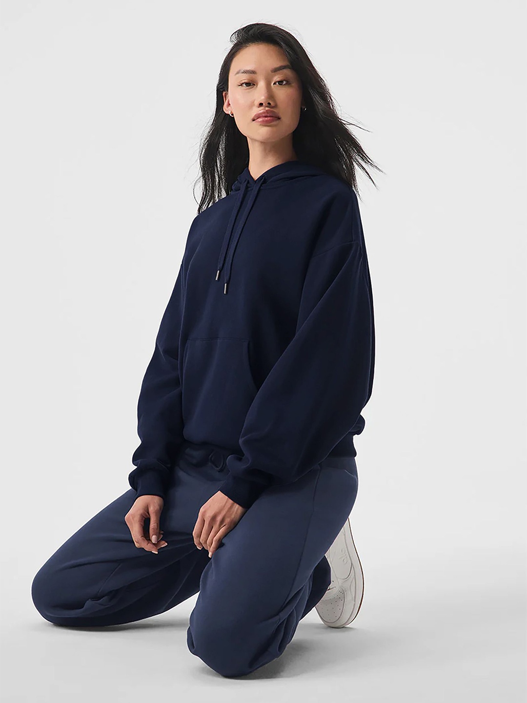 

MISCHIEF MONKEY Women Hooded Longline Sweatshirt, Navy blue