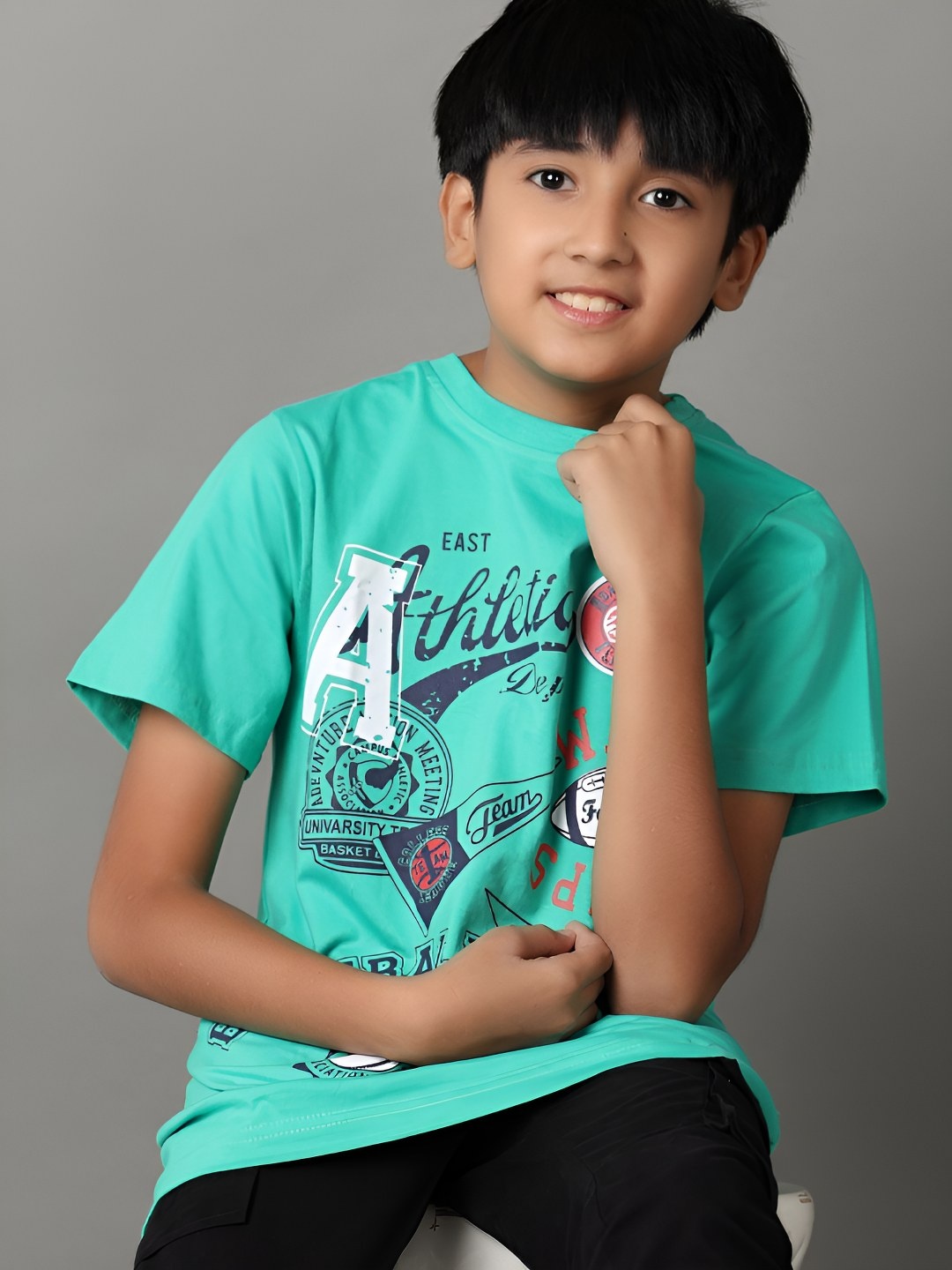 

V-Mart Boys Graphic Printed Round Neck Cotton T-shirt, Green