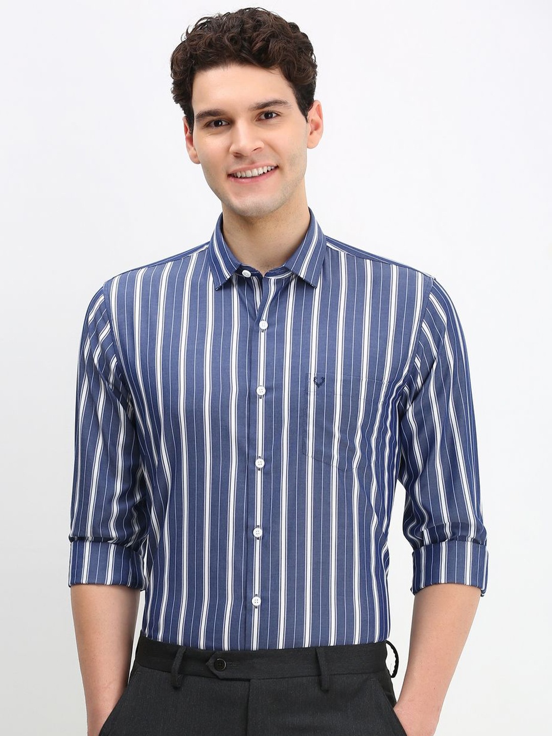 

Allen Solly Men Vertical Striped Cotton Slim Fit Formal Shirt, Navy blue