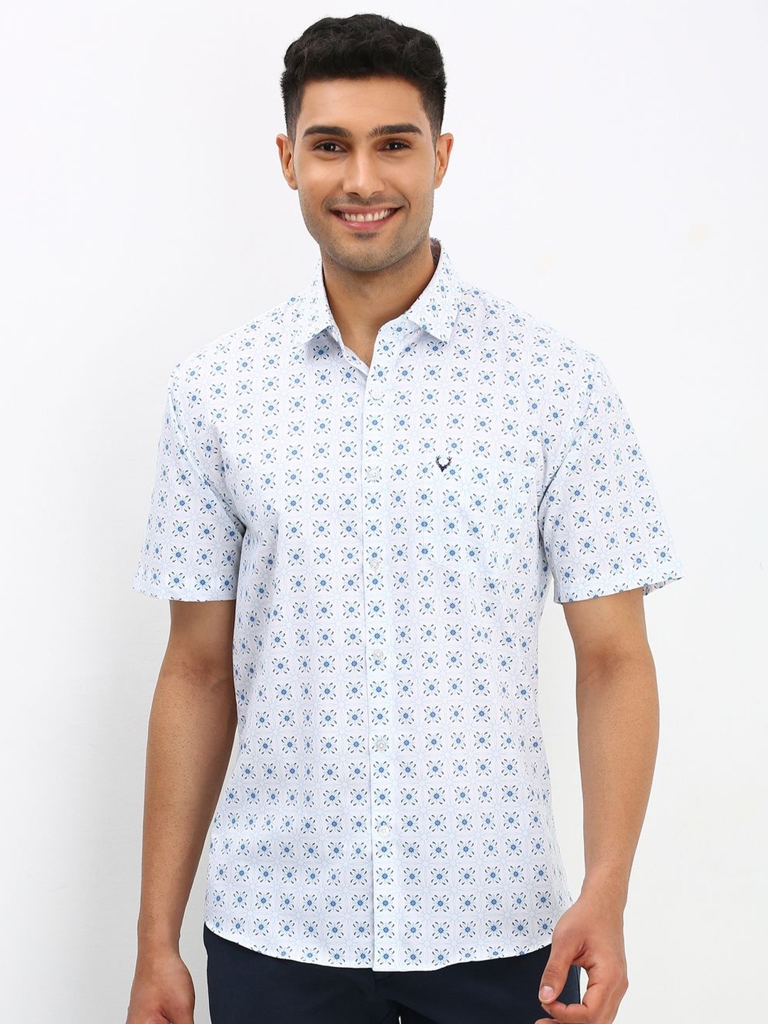 

Allen Solly Men Floral Printed Cotton Slim Fit Casual Shirt, White
