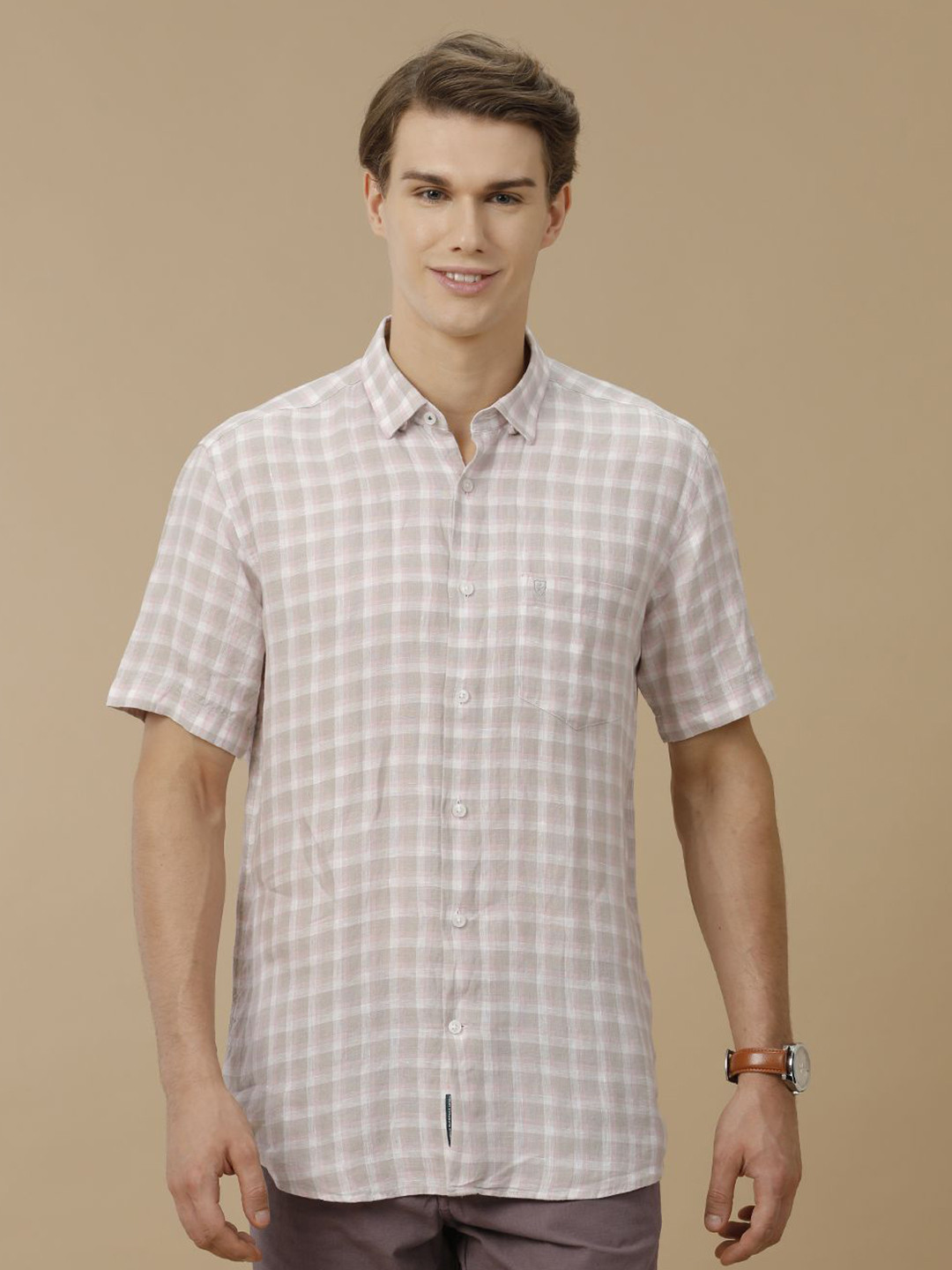 

Linen Club Men Contemporary Slim Fit Spread Collar Checked Casual Shirt, Pink