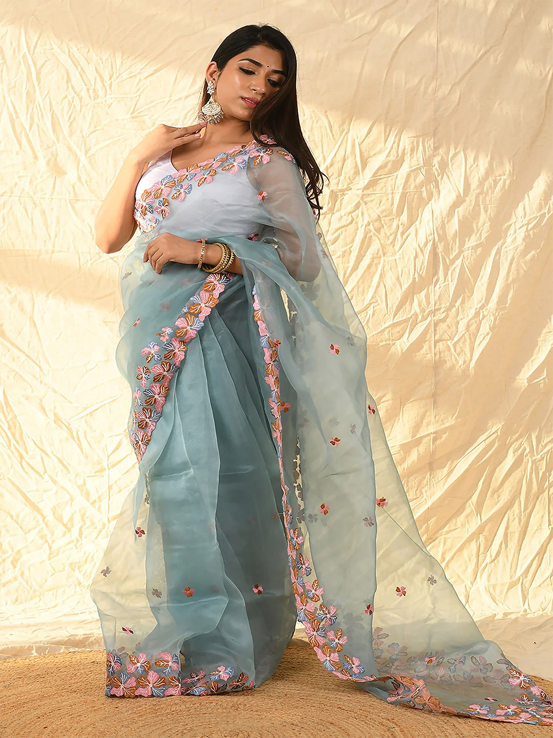 

Anouk Floral Embroidered Organza Saree, Blue