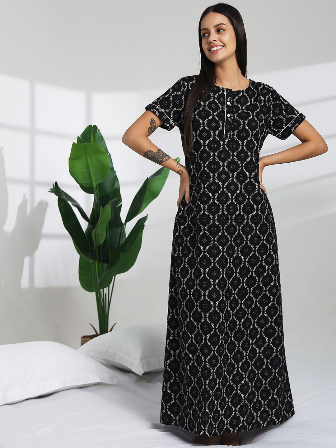 

Bannos Swagger Women Ethnic Motifs Printed Pure Cotton Maxi Nightdress, Black