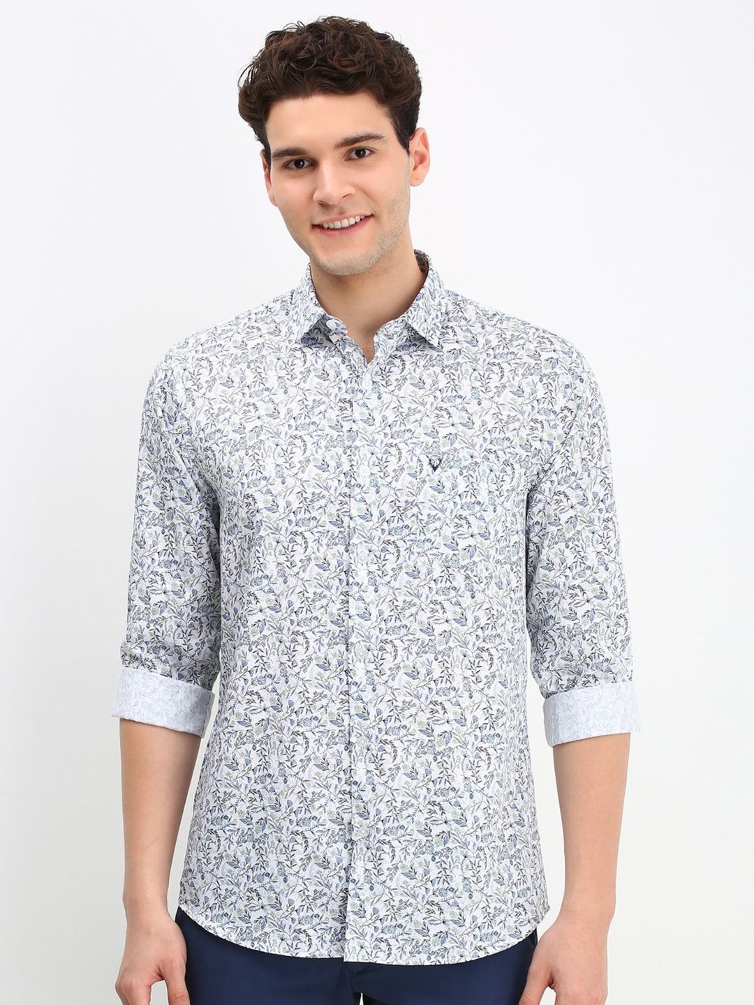

Allen Solly Men Spread Collar Floral Printed Cotton Slim Fit Casual Shirt, White