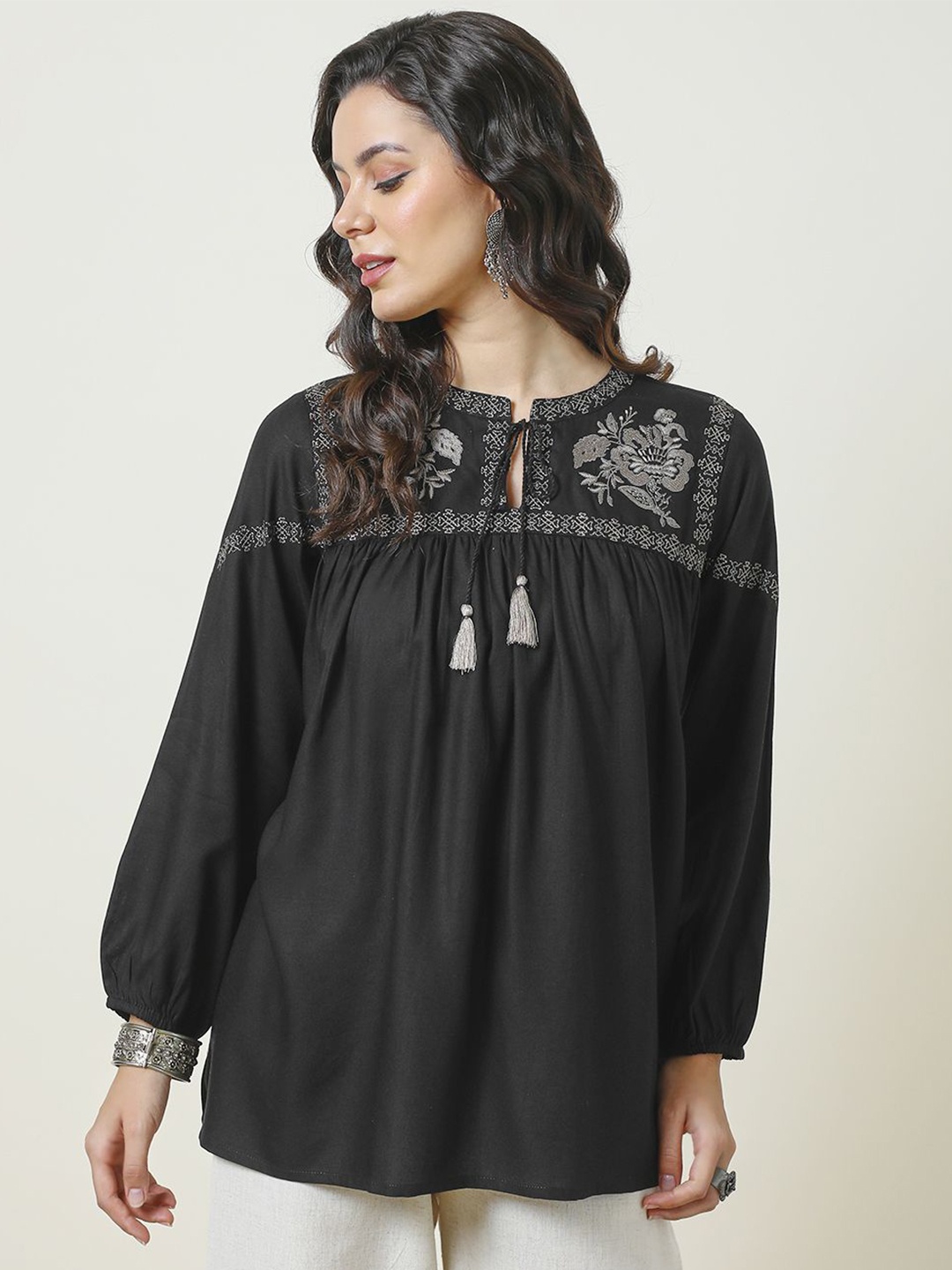 

Soch Women Embroidered Tunic, Black