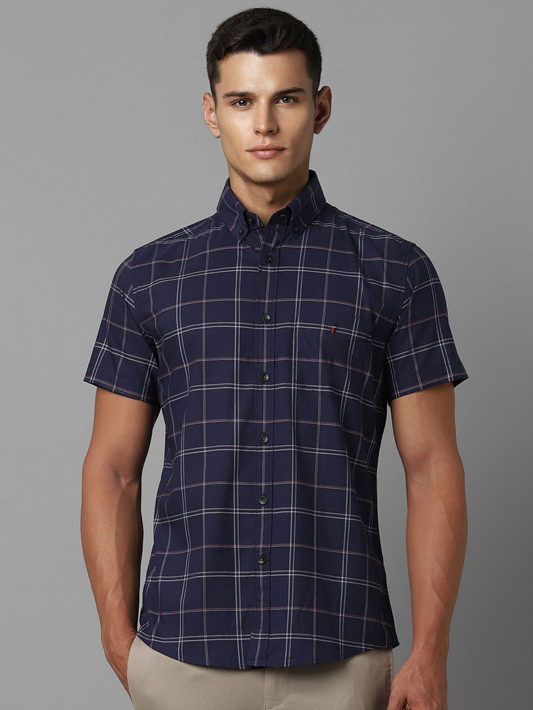 

Louis Philippe Sport Men Button-Down Collar Slim Fit Checked Shirt, Navy blue
