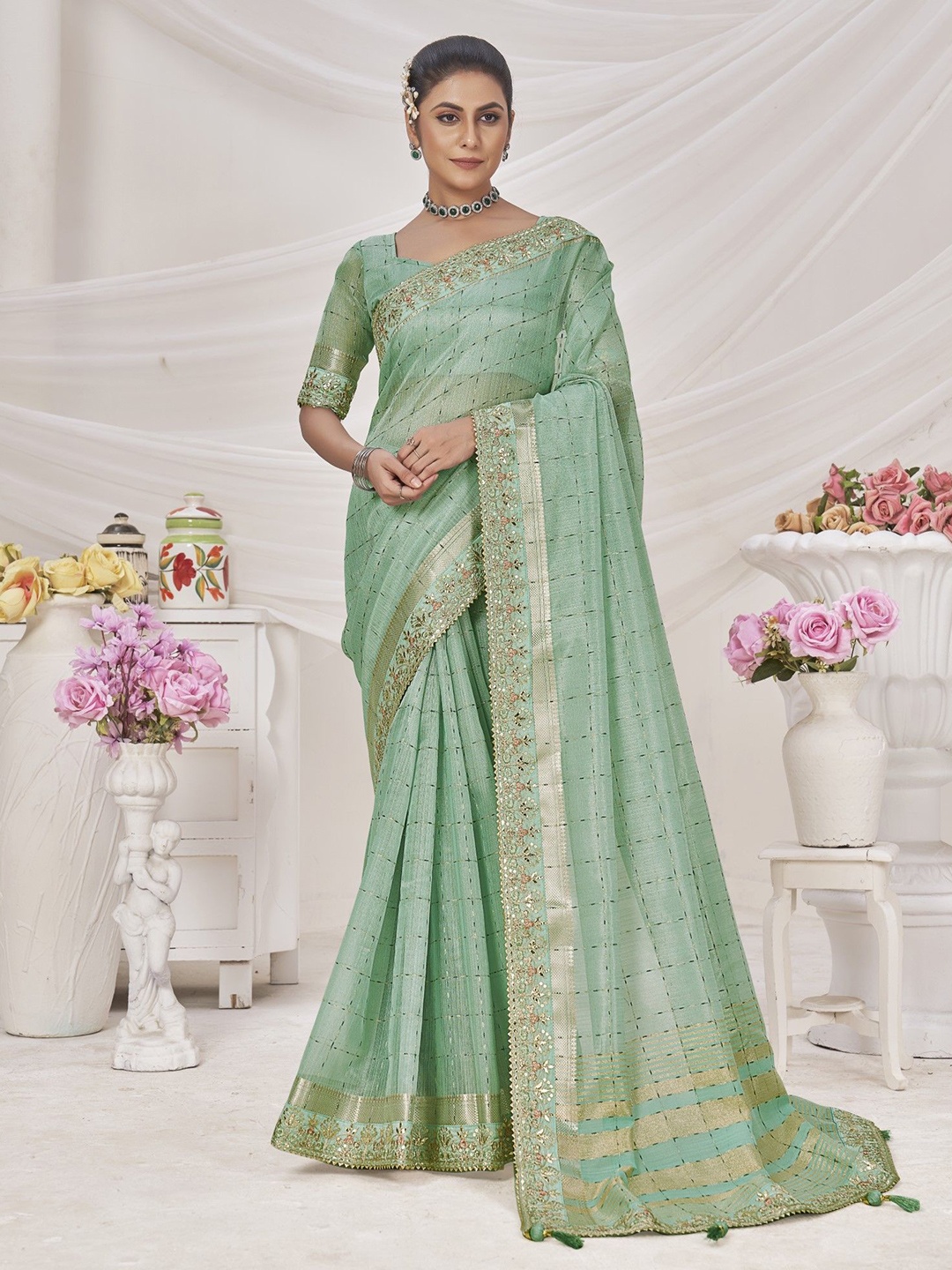 

Panzora Embellished Zari Banarasi Saree, Green