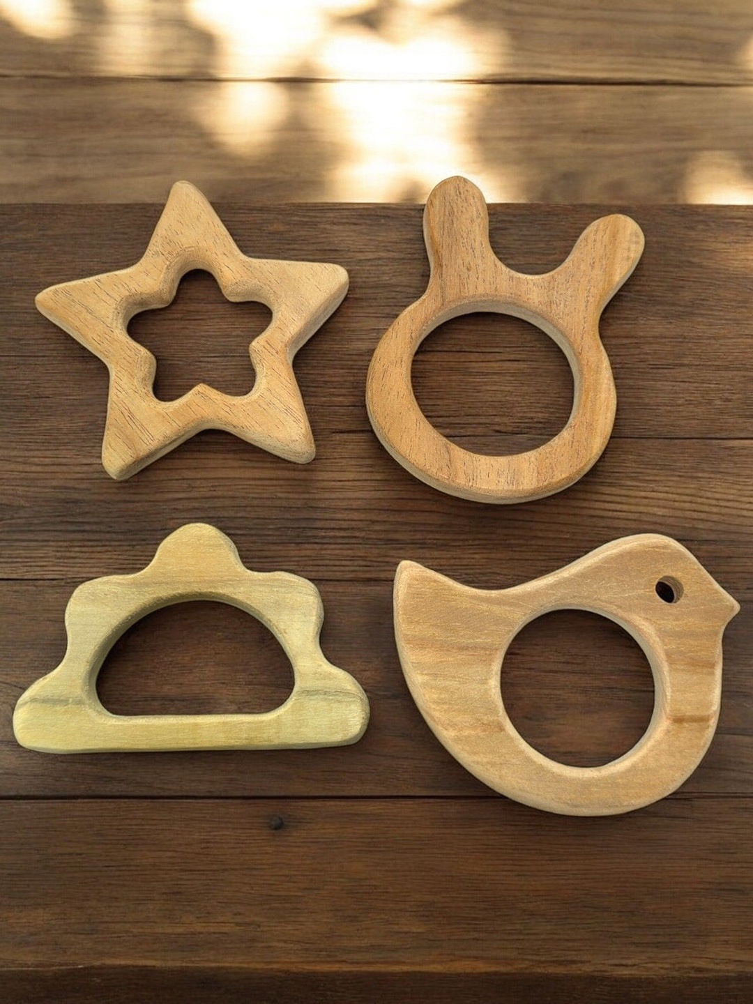 

LITTLE GINNIE Kids Set of 4 Neem Wood Teether, Beige