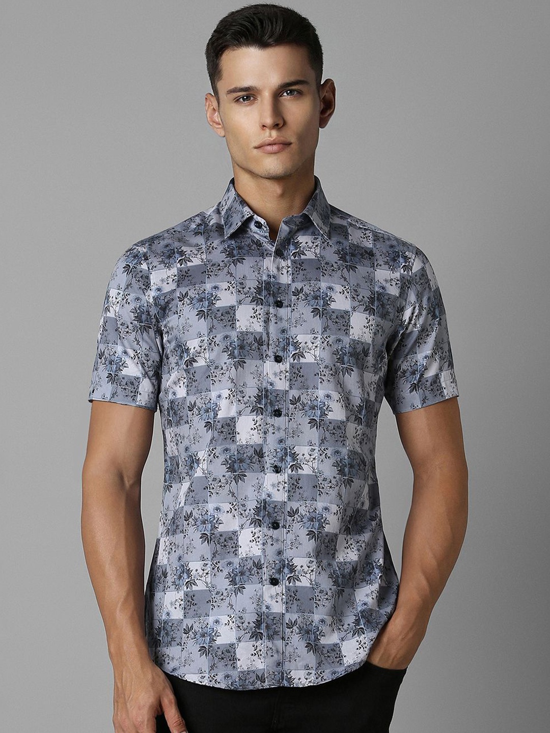 

Louis Philippe Sport Men Slim Fit Floral Opaque Printed Casual Shirt, Grey