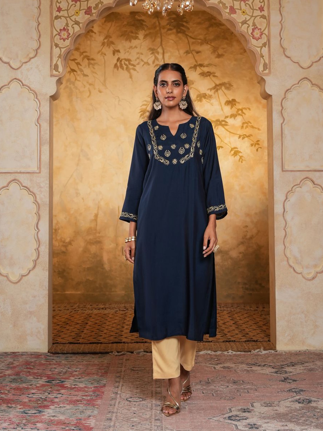 

House of Chikankari Chanderi Chikankari Woven Kurta, Navy blue