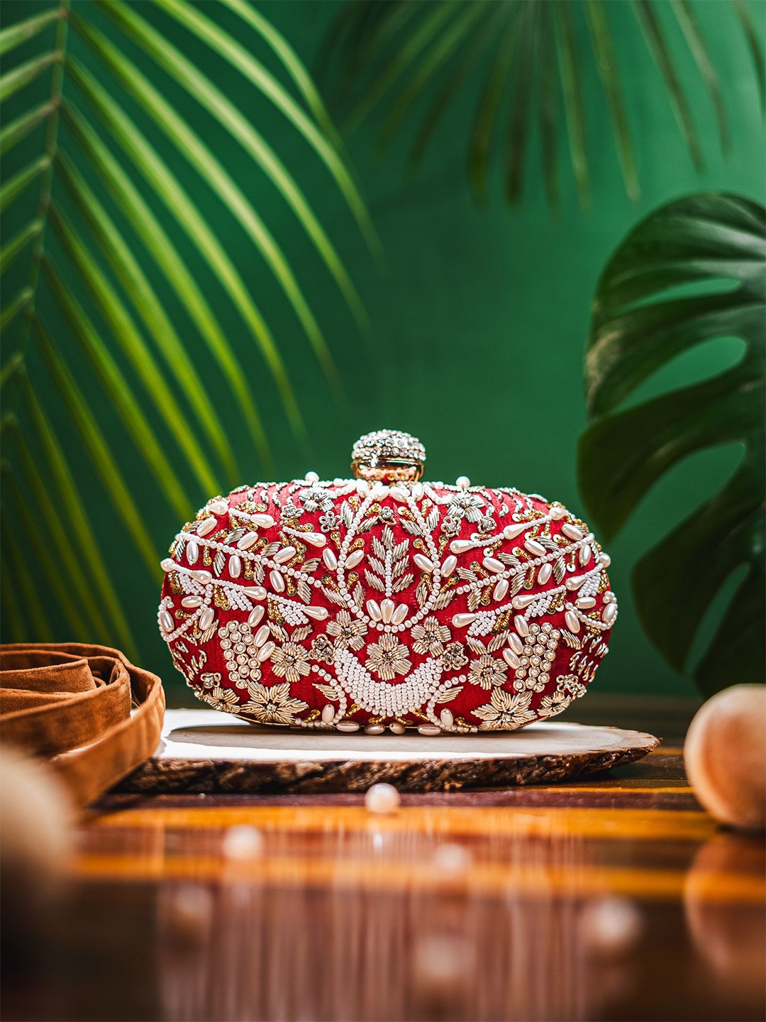 

Anouk Embroidered Box Clutch, Red