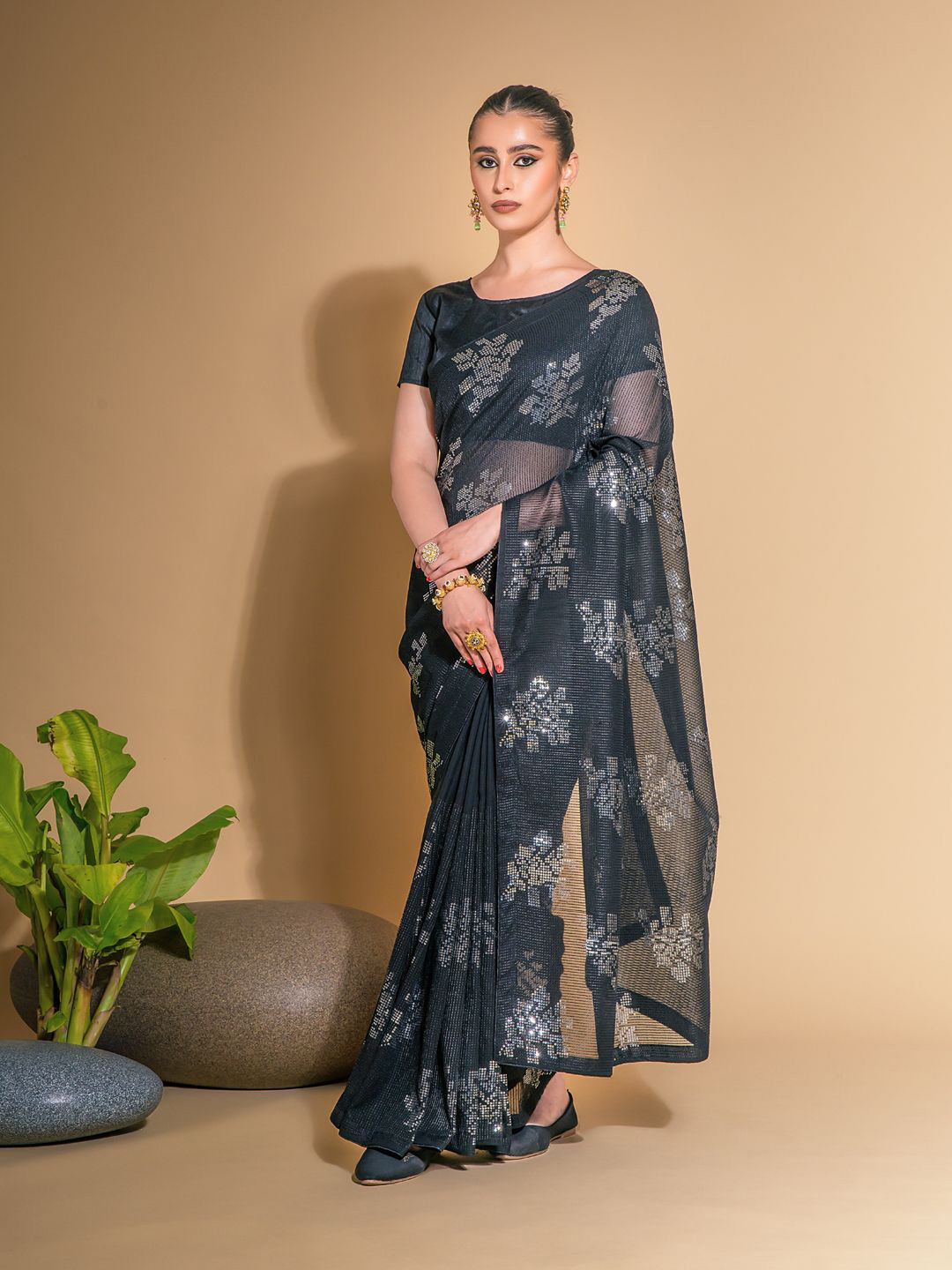 

Krimmple Floral Embroidered Pure Georgette Saree, Black