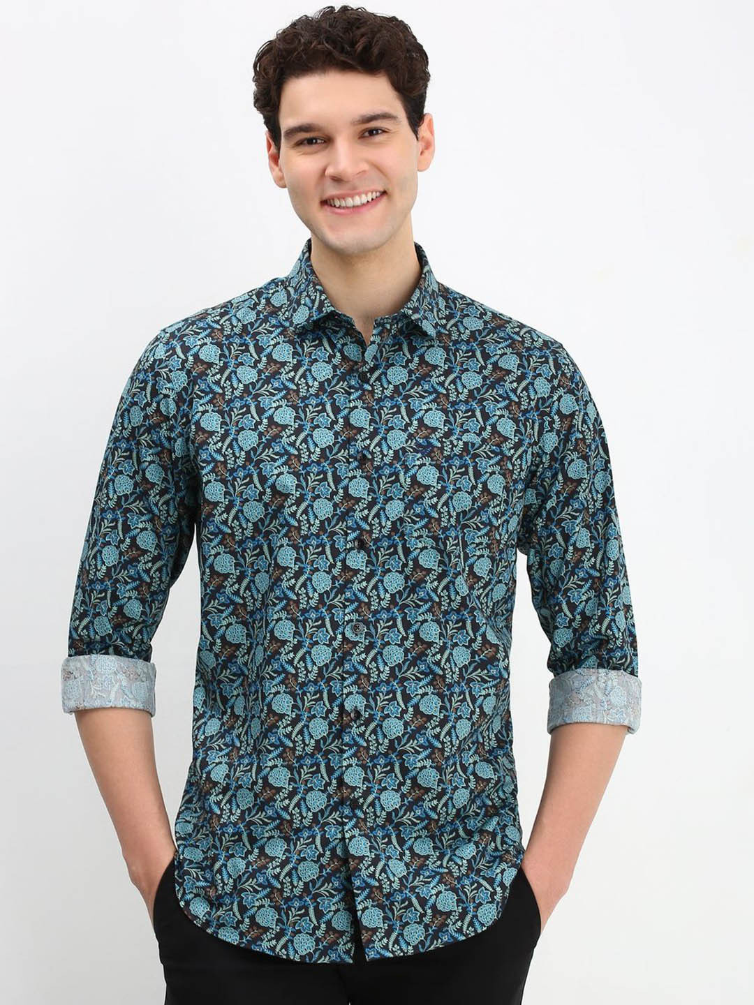 

Allen Solly Men Spread Collar Floral Printed Cotton Slim Fit Casual Shirt, Blue