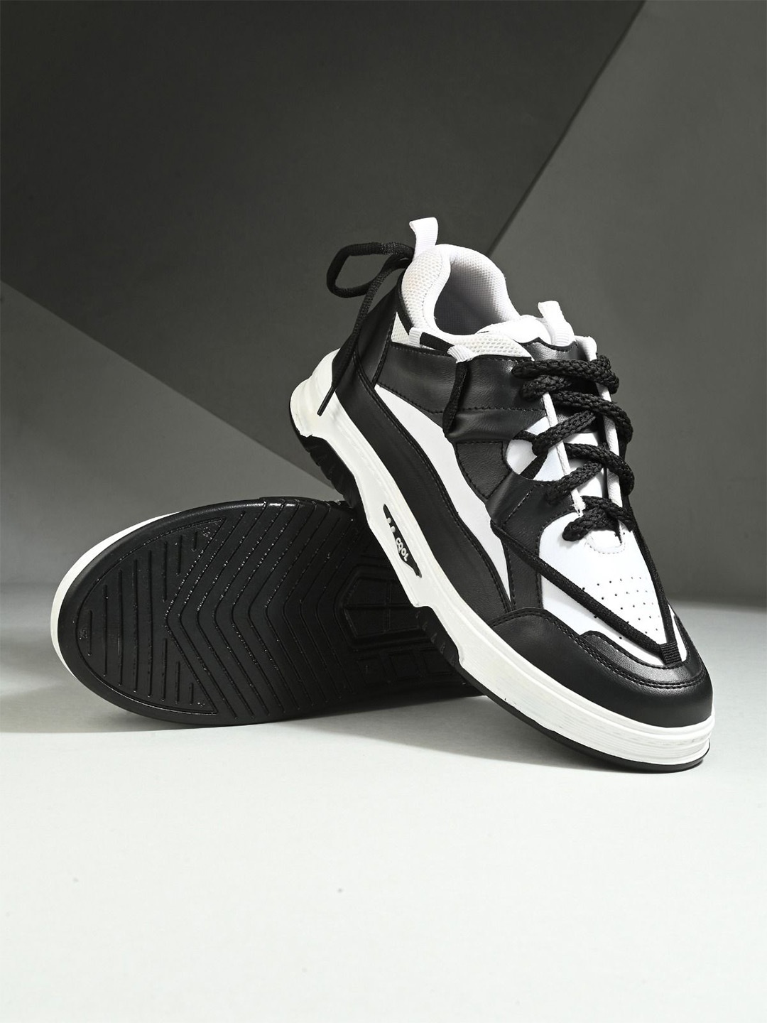 

mr.wonker Men Running Shoes, Black