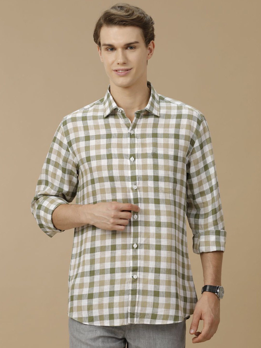 

Linen Club Men Contemporary Spread Collar Gingham Checked Slim Fit Casual Shirt, Green