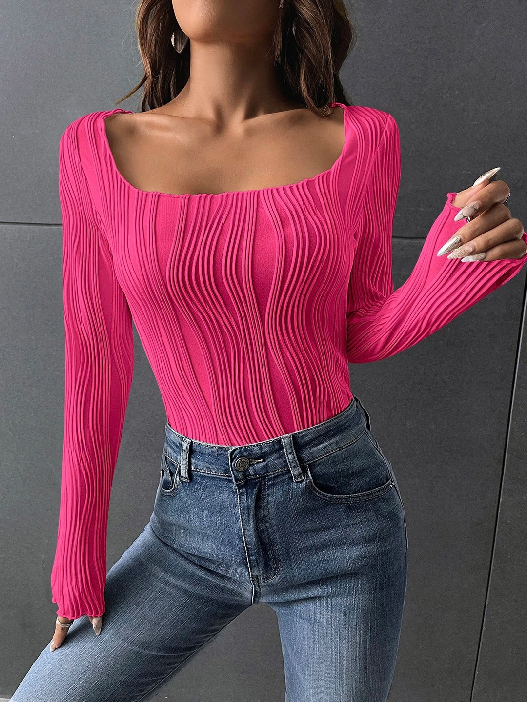 

Stylecast X Slyck Solid Round Neck Top, Pink