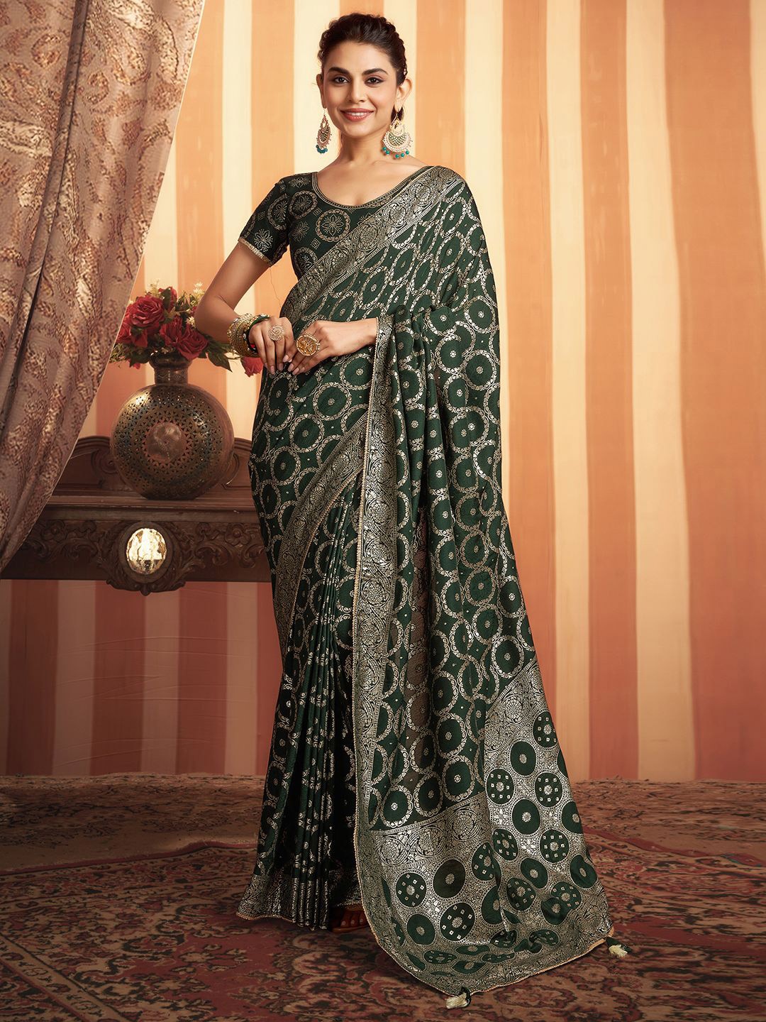 

Satrani Ethnic Motifs Zari Bandhani Saree, Green