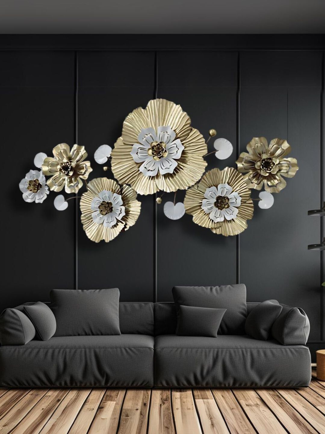 

DECOR WISHES Floral Design Wall Decor, Gold