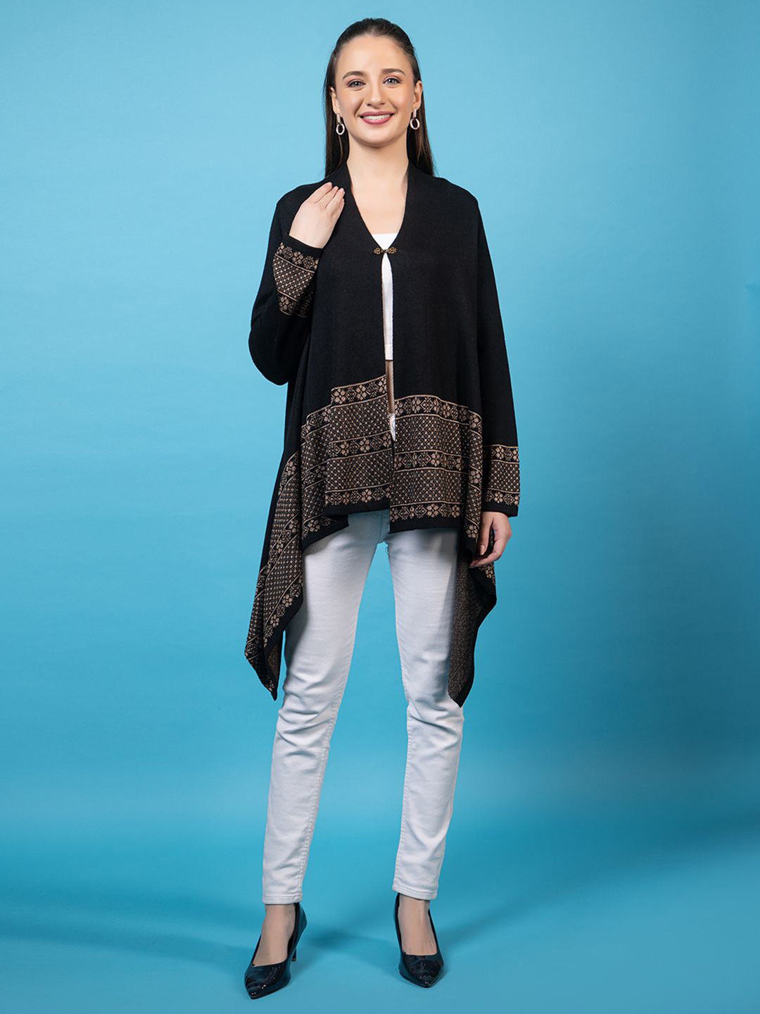 

Anouk Black Printed Open Front Shrug