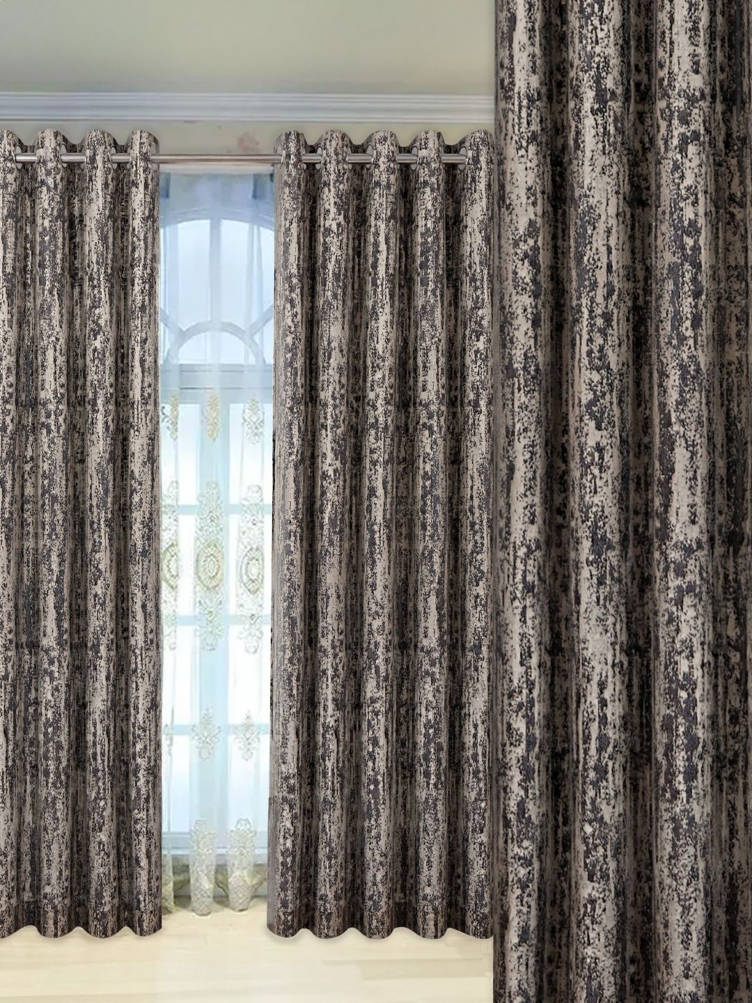 

Tesmare Grey & Beige Abstract Black Out Long Door Curtain
